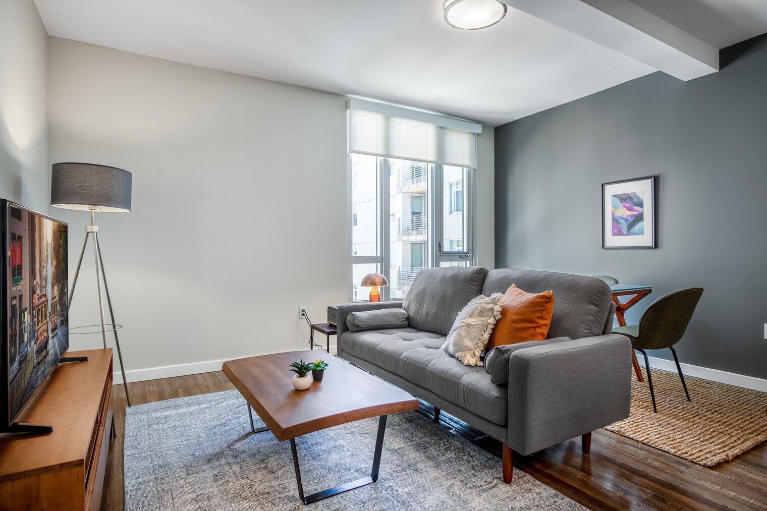 Modern SoMa 1BR w/ Gym + Roofdeck near BART (Civic Center) by Blueground