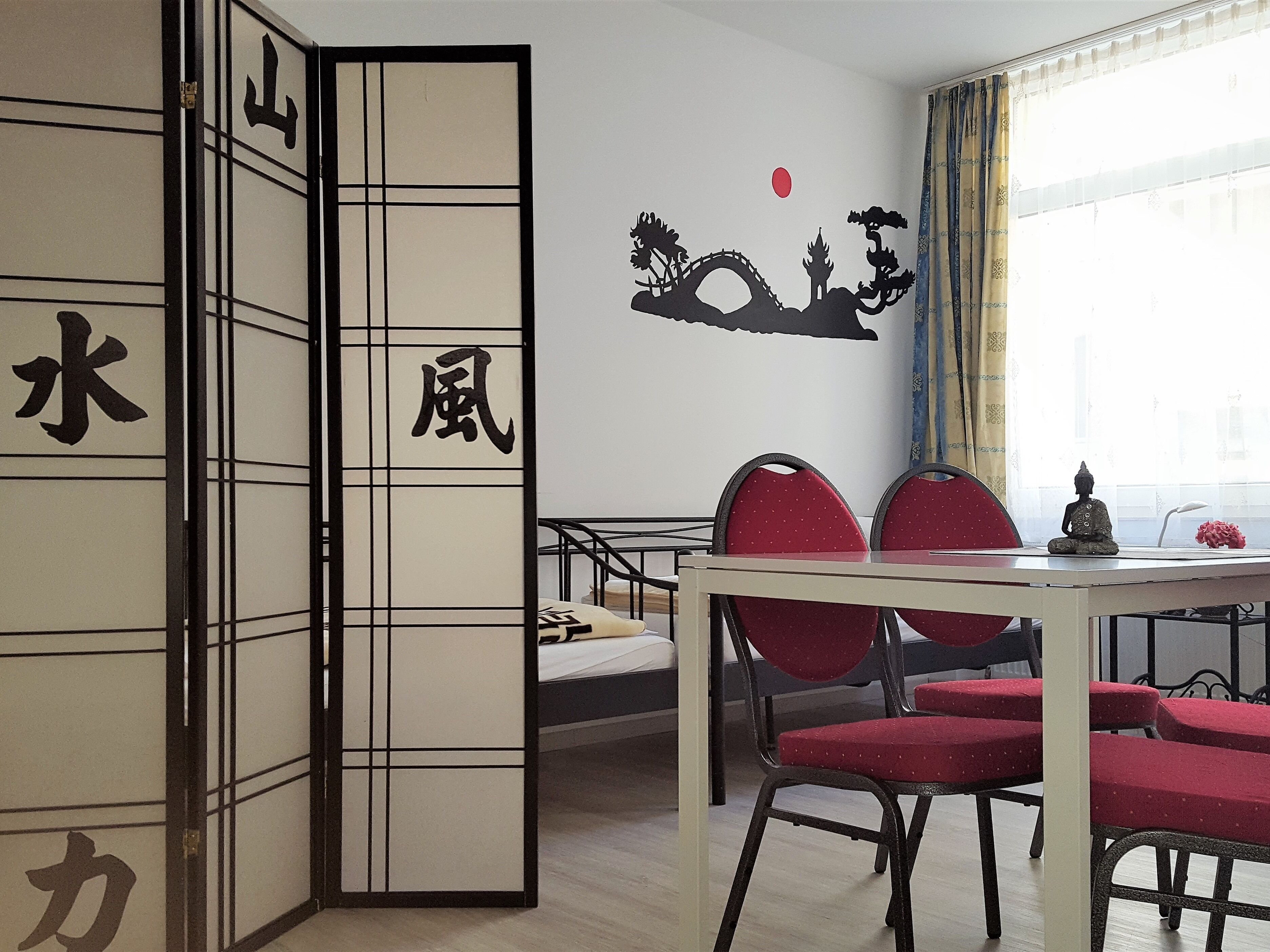 Quad room-Classic-Shared Bathroom-Zi 12