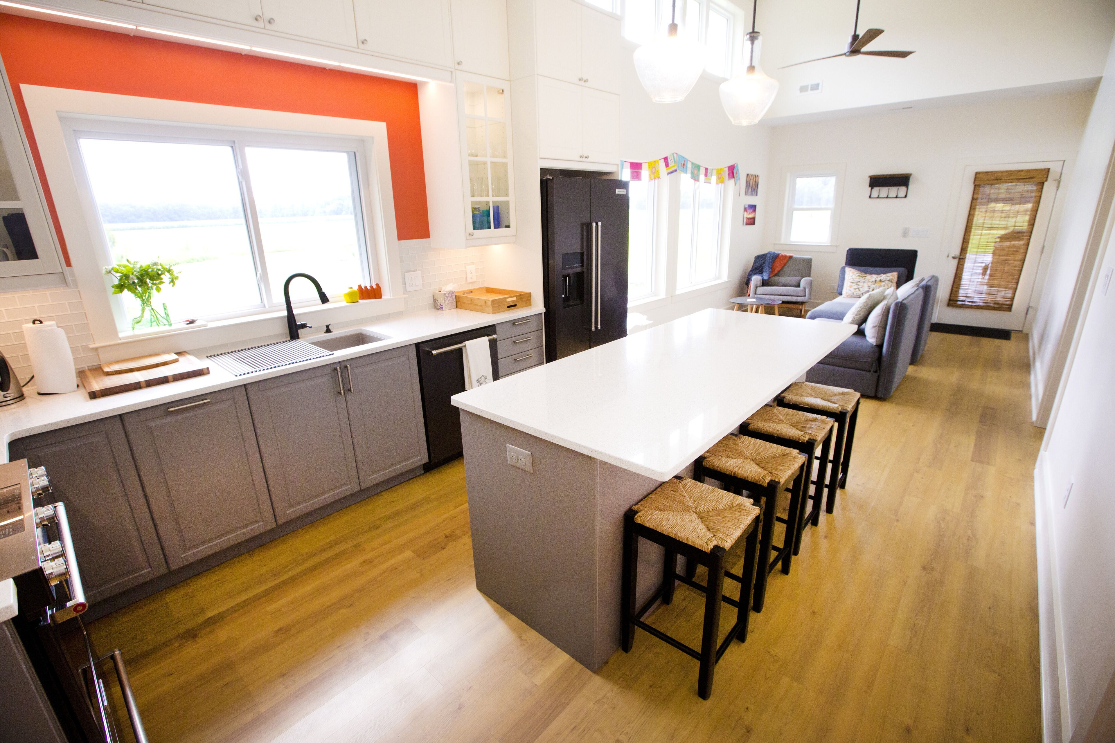 Private Guesthouse on Secluded Waterfront Farm