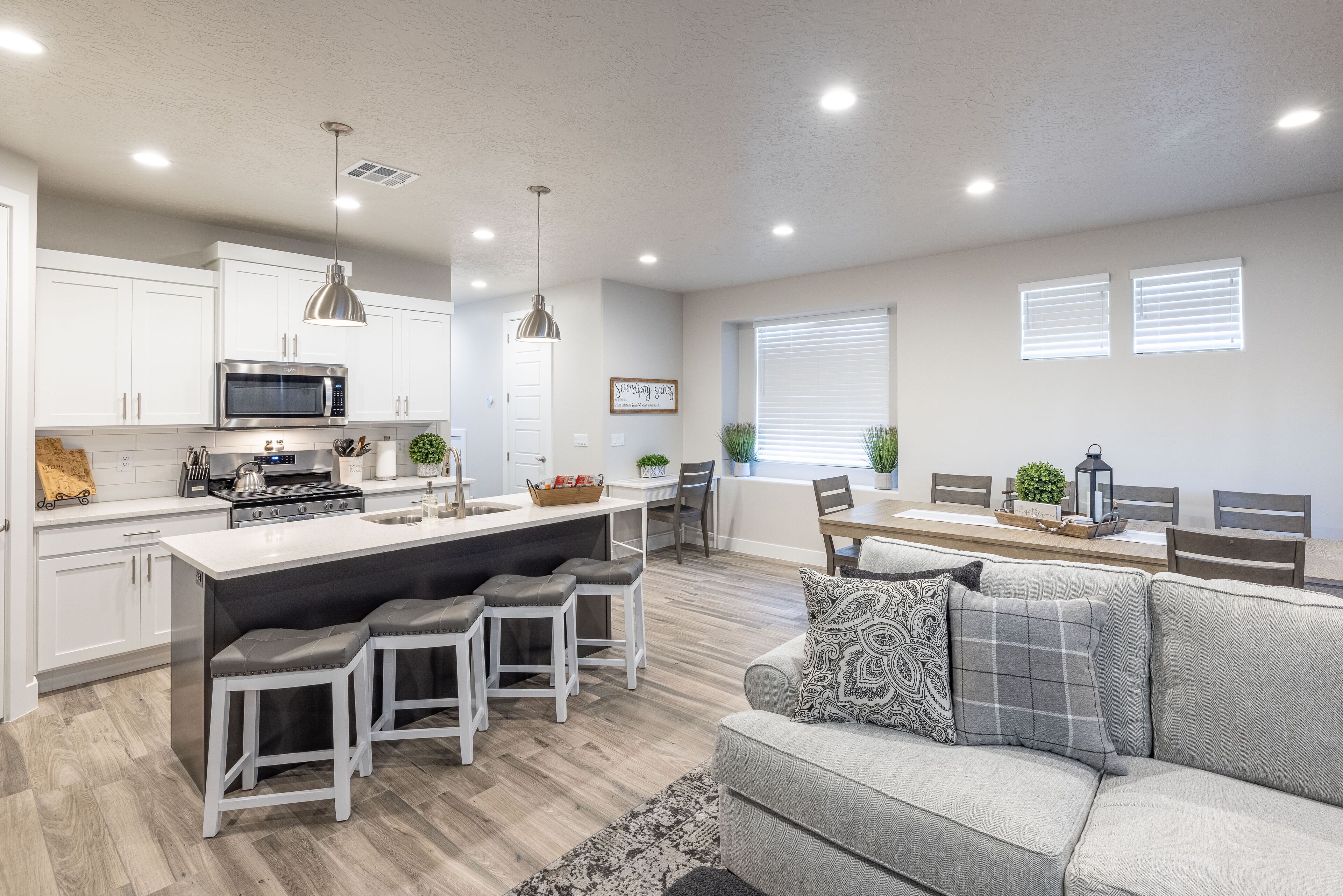 Serendipity Suites at The Ledges Golf Club *Resort Amenities Included!