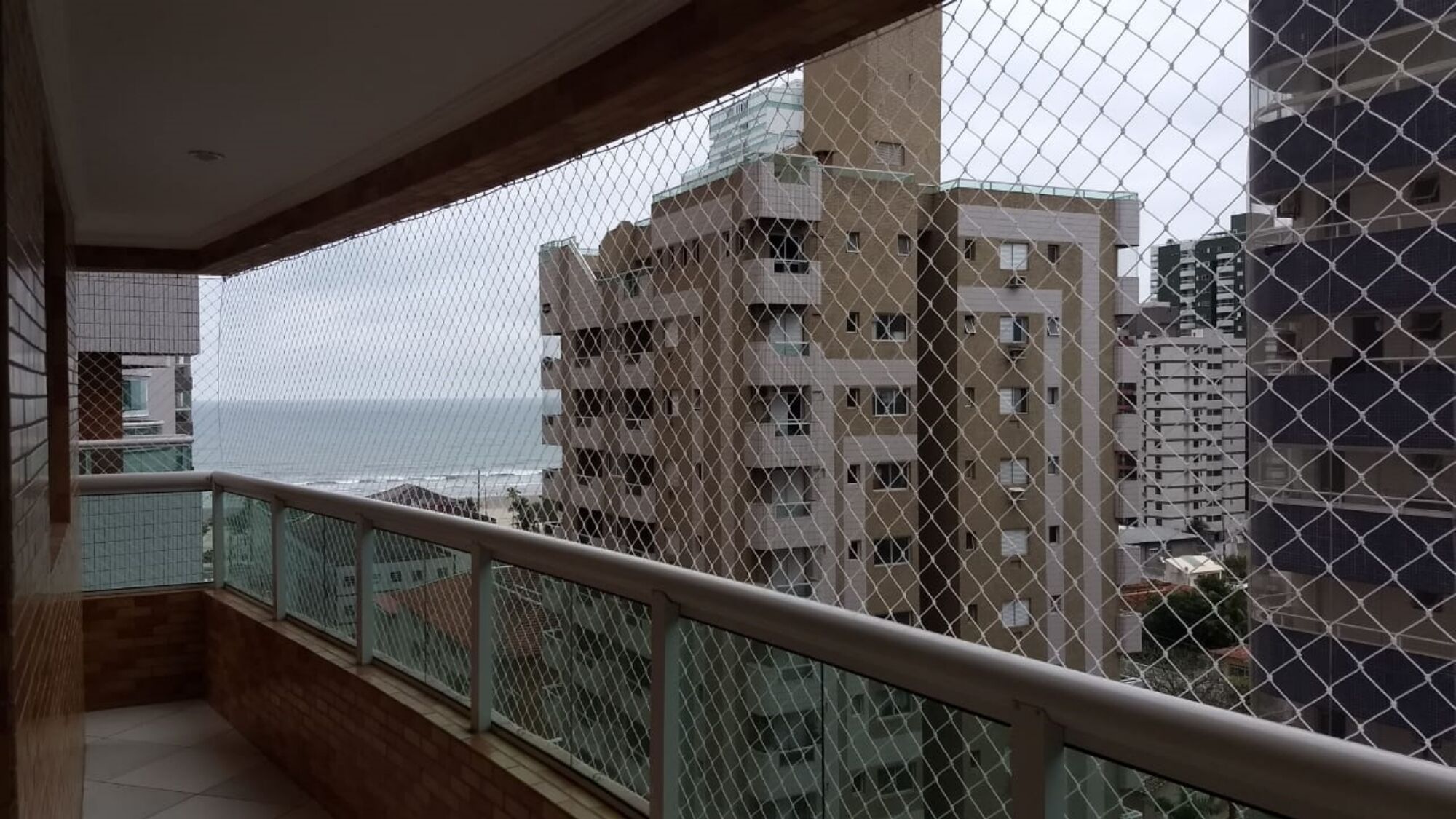 New apartment in Canto do Forte overlooking the sea, close to the beach