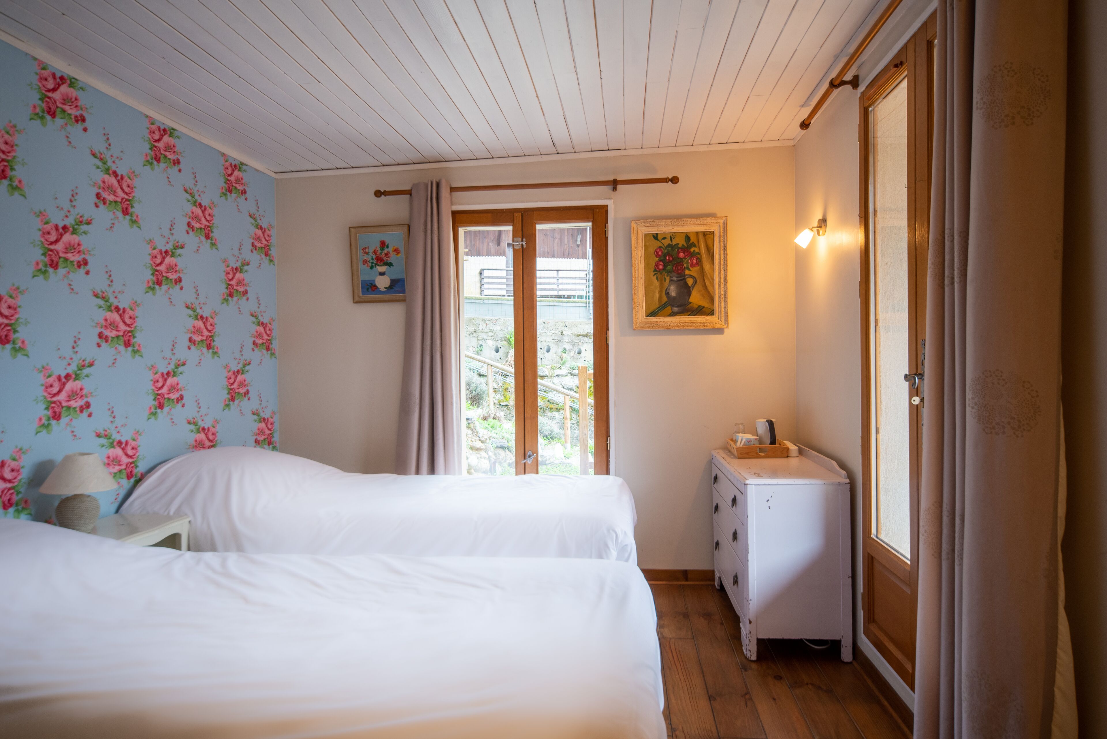 Double or Twin-Traditional-Ensuite with Shower-Balcony-Génépi