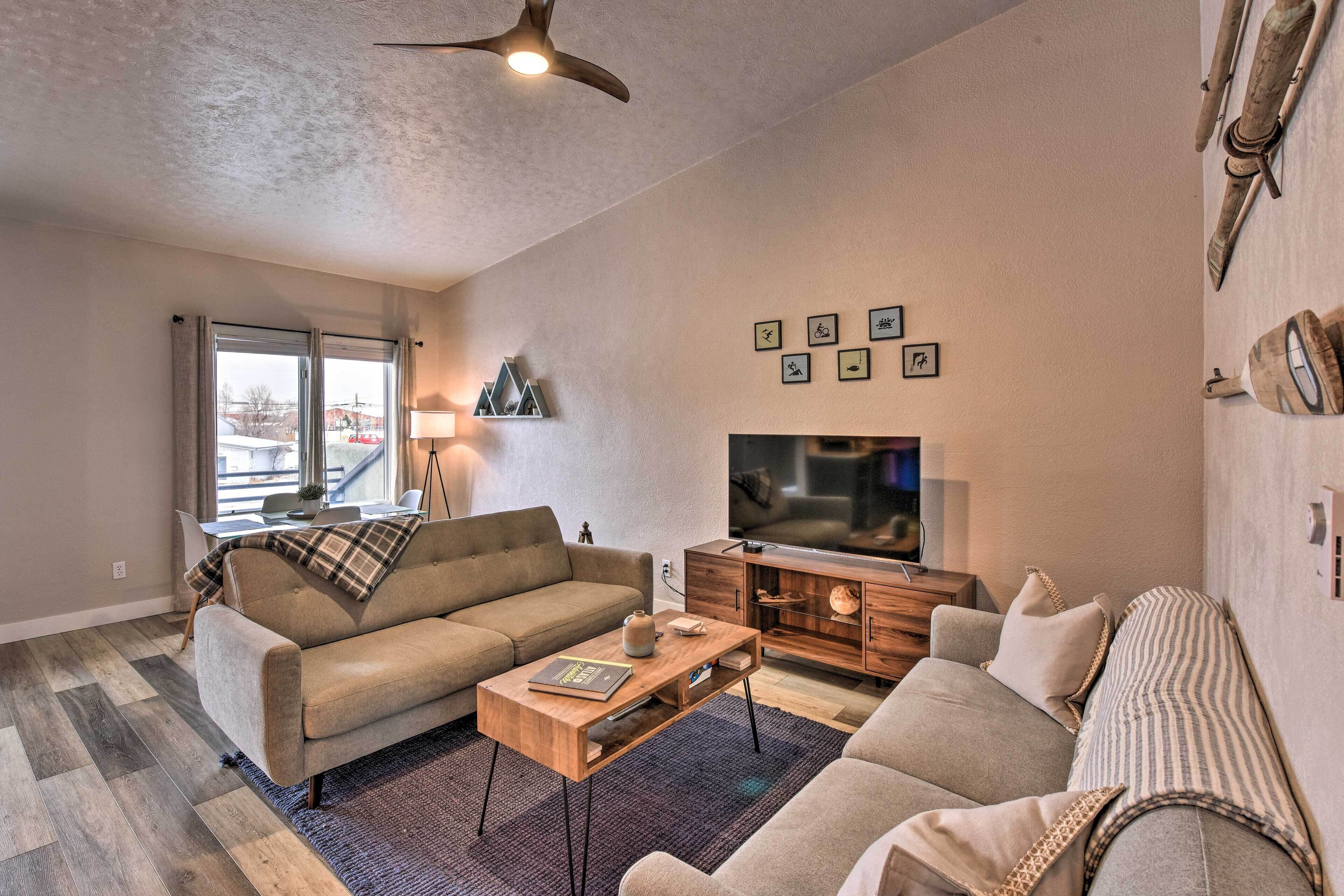 Buena Vista Condo, < 1/2 Mile to River & Main St!