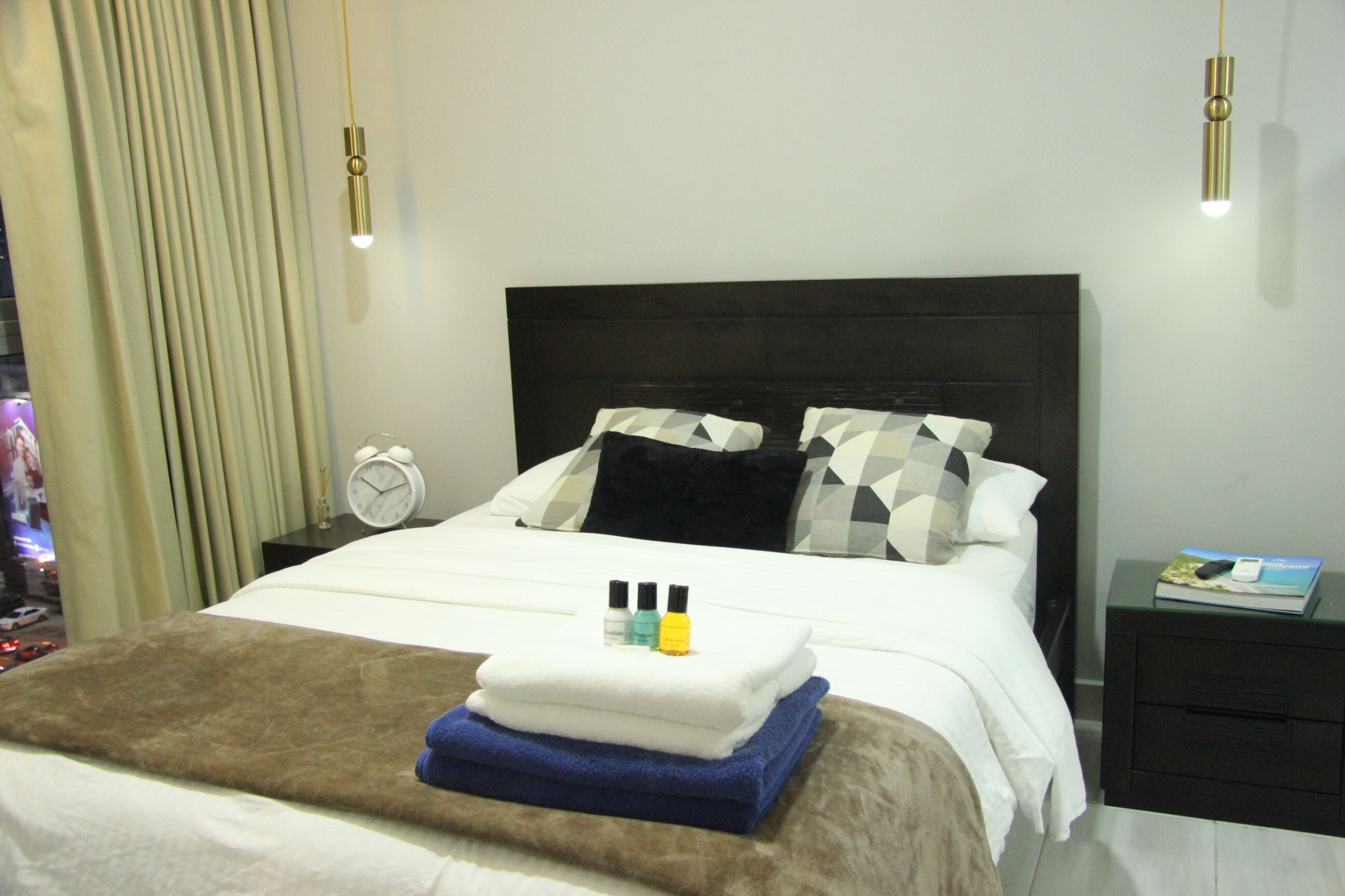 Luxury Suite -WIFI -NETFLIX NACO-POOL-GYM 2PX