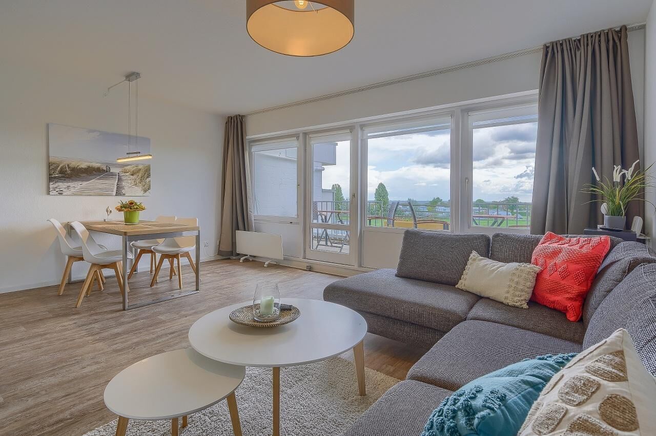 Holiday apartment Strandzeit Rettin in Seestraße 4d