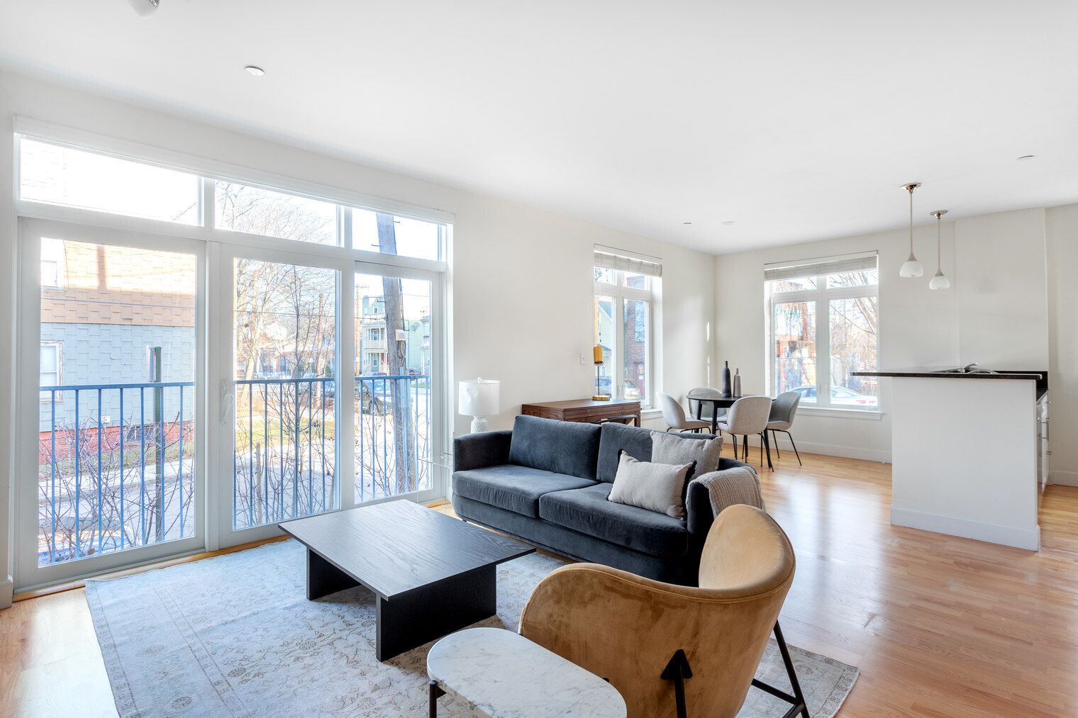 Airy Porter Square 2BR w/ W/D, Elevator, by Davis Station