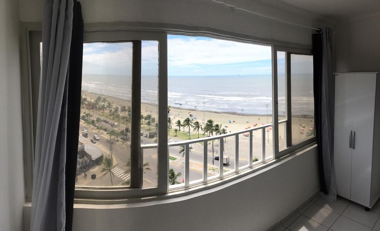 Peruíbe - oceanfront apartment