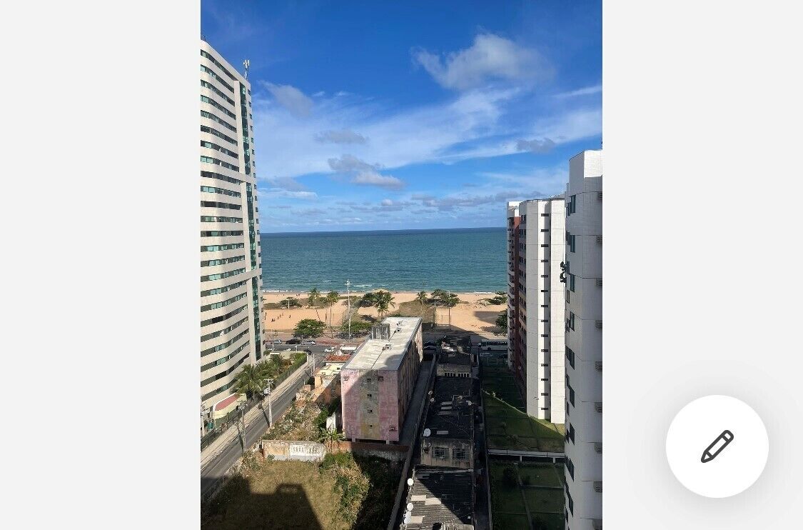 Apartamento Mobiliado em Ótima Localização e com Vista Para o Mar!!