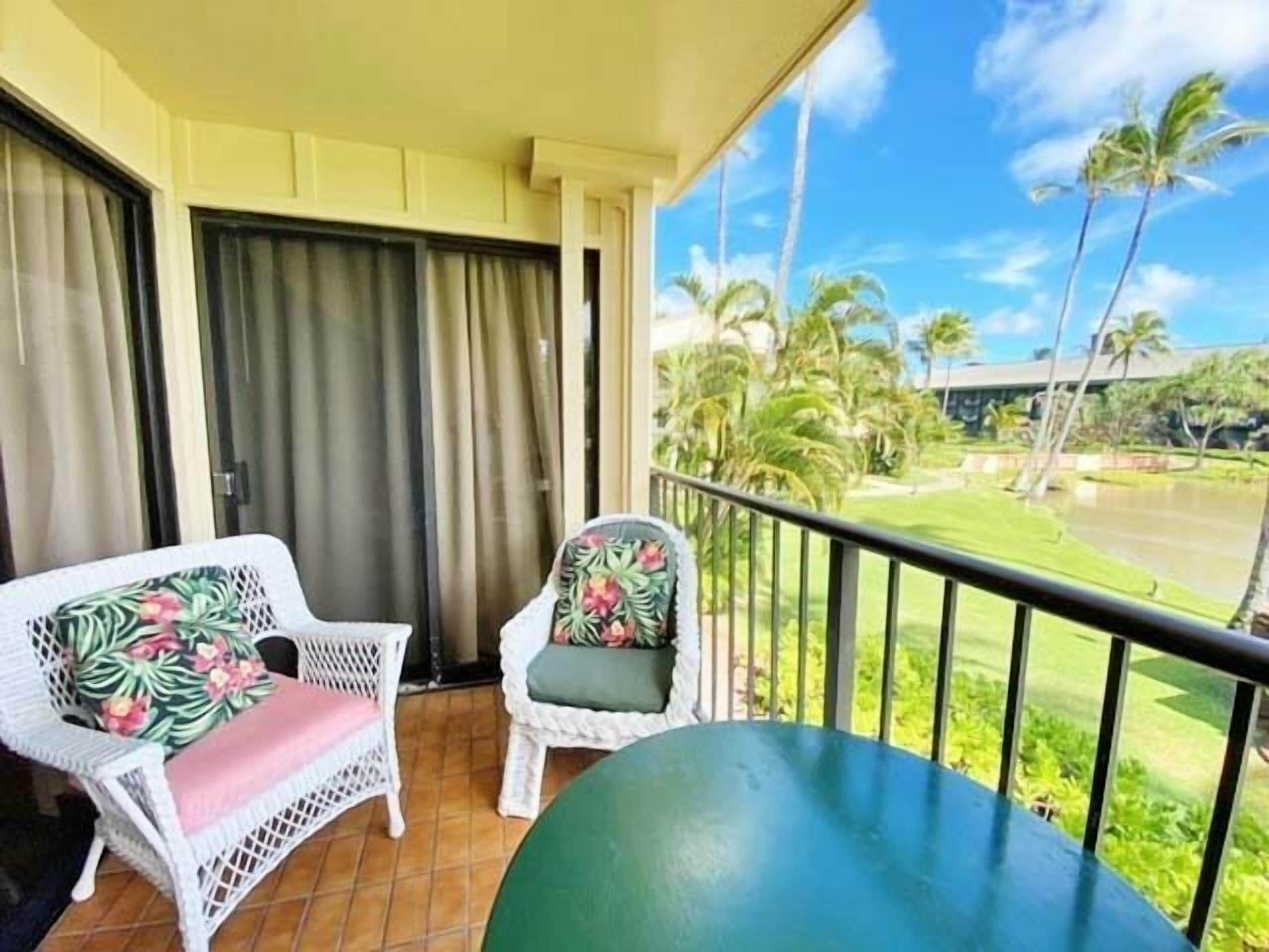 2 Bd, 2 Br, Sleeps 6, Centrally located on the beautiful Garden Isle of Kauai