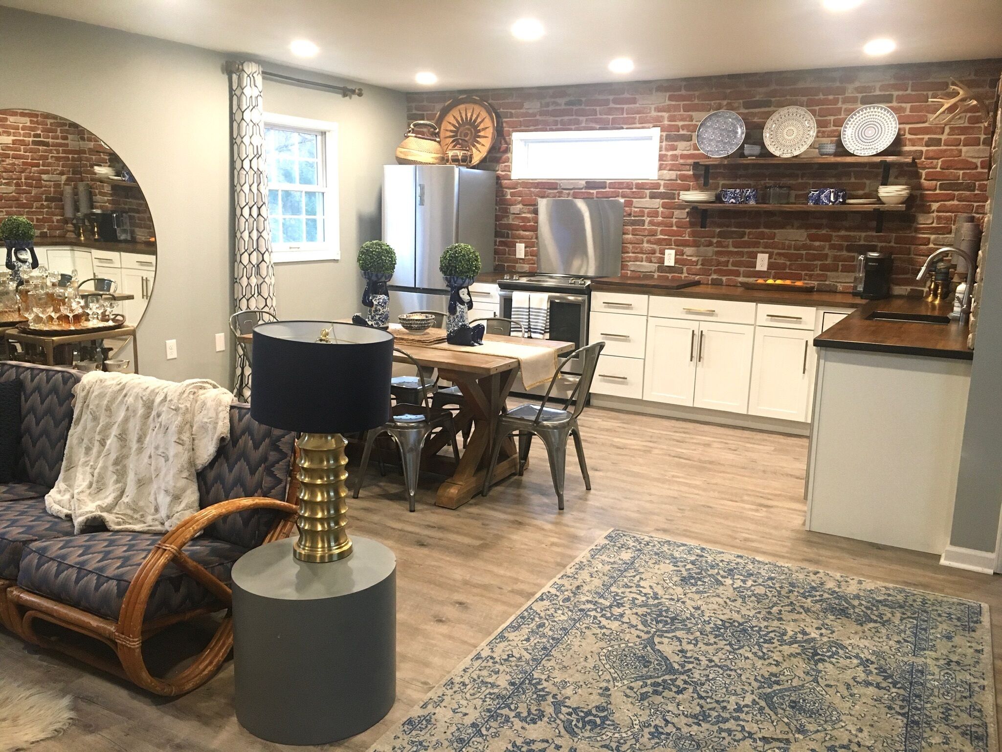 Carriage House with heated garage 