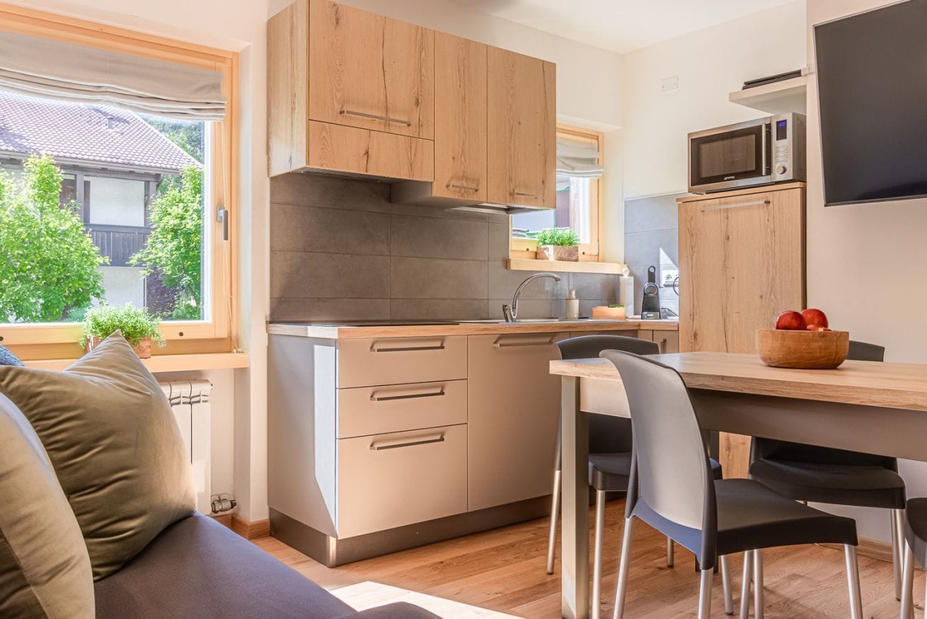 THREE - ROOM APARTMENT WITH WIFI AND TWO BATHROOMS