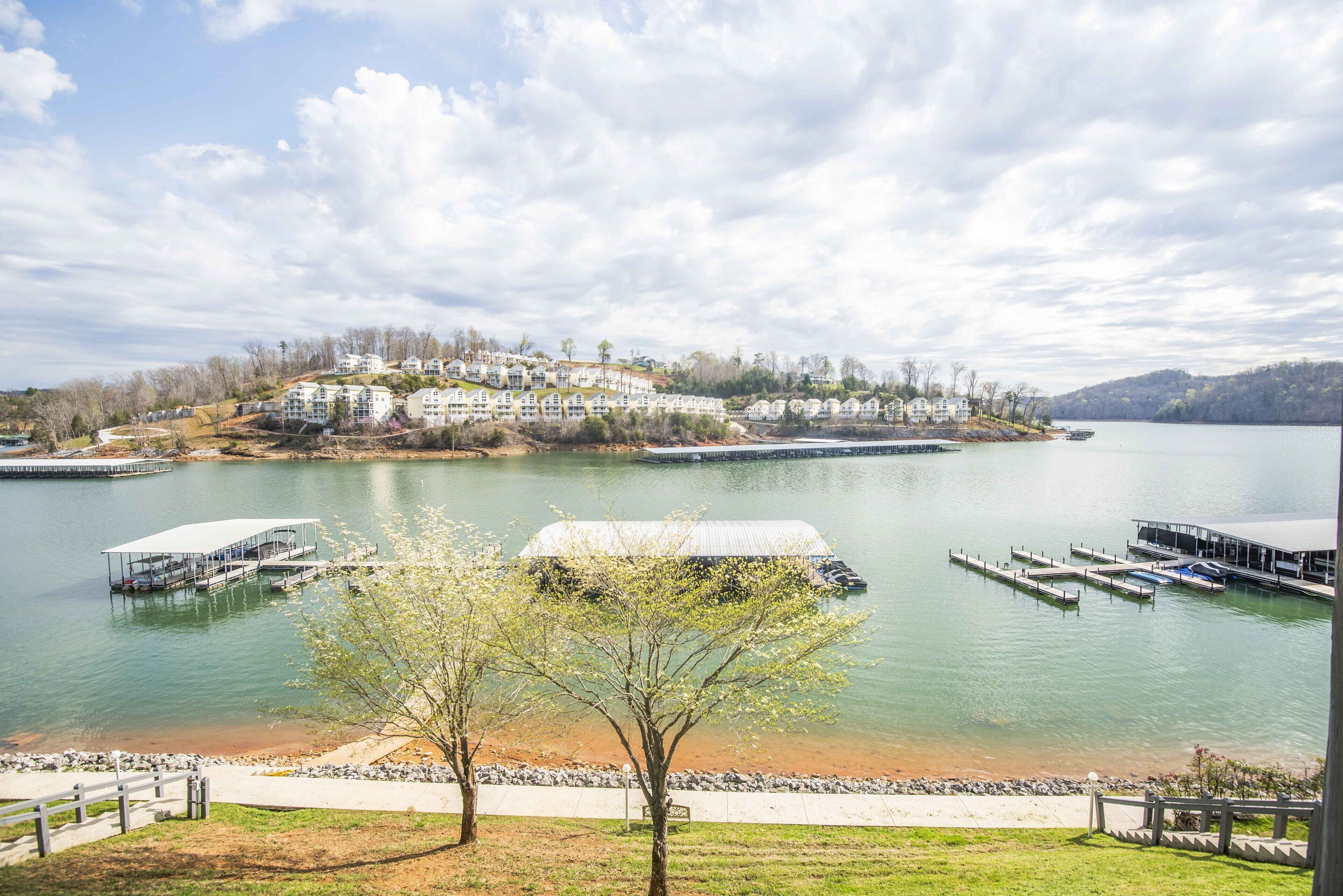 Spend 2024 on Norris Lake! Our views are hard to beat!