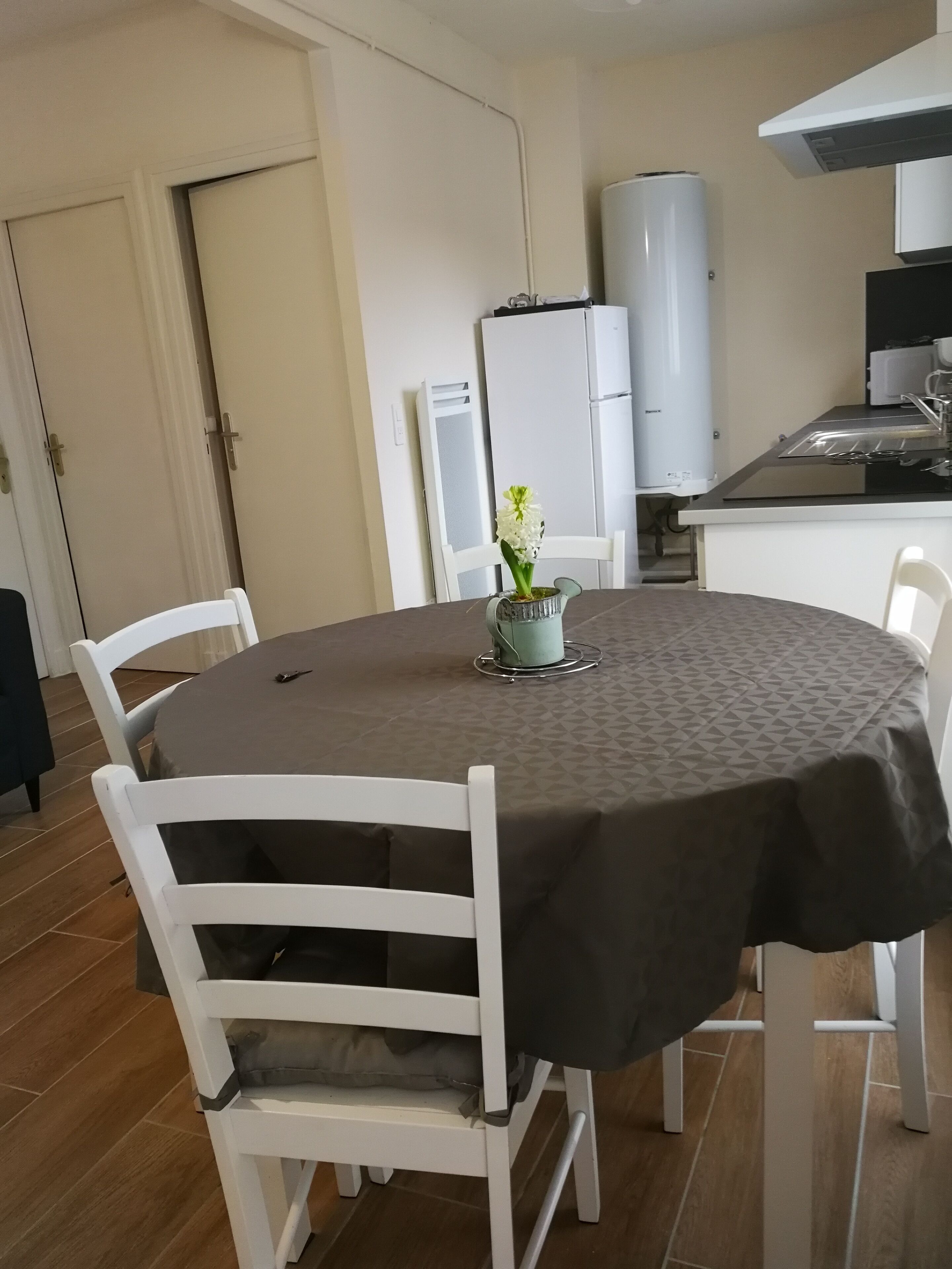 Beautiful Apartment T4 - BRIGHT with Balcony