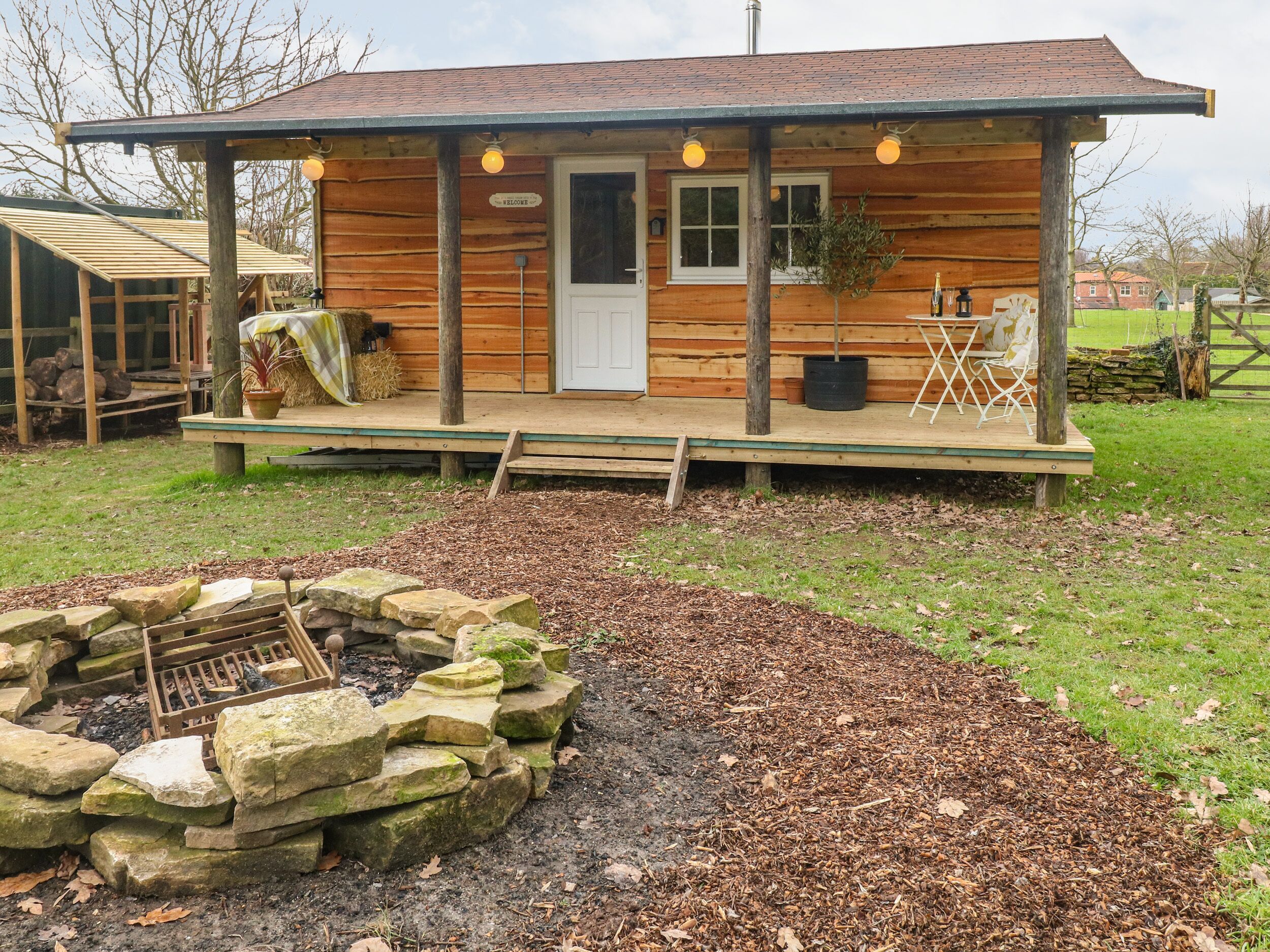 Bramley Orchard Glamping, CLARBOROUGH