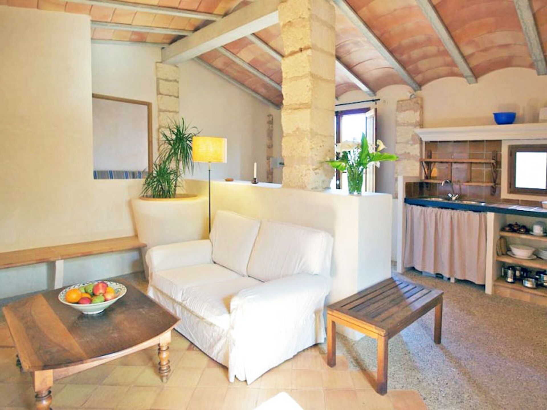 Attractive Living in a rural area near the east coast