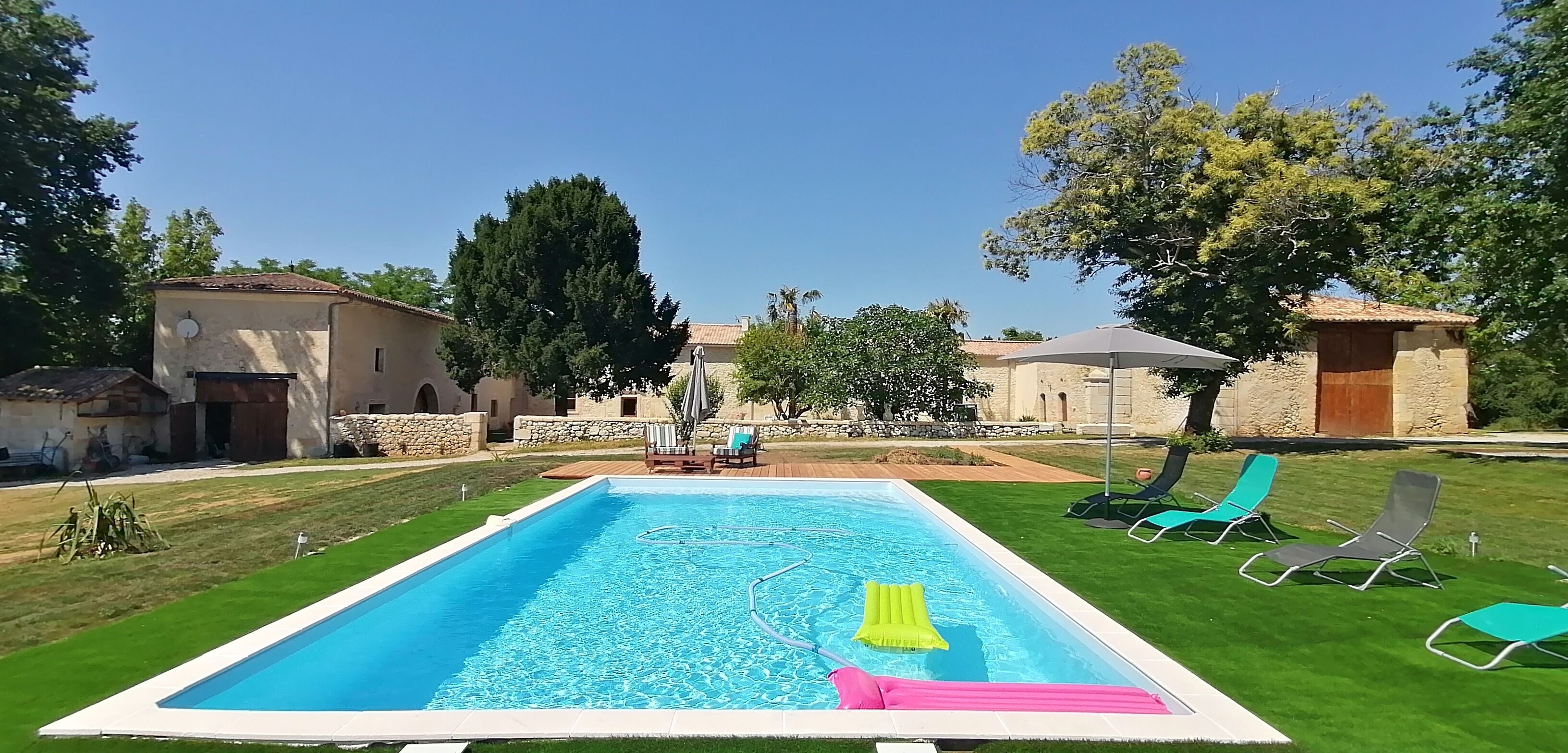 Domaine de Gaïa, Dionysos Room, Swimming pool, 1.5 ha park, near Saint-Emilion