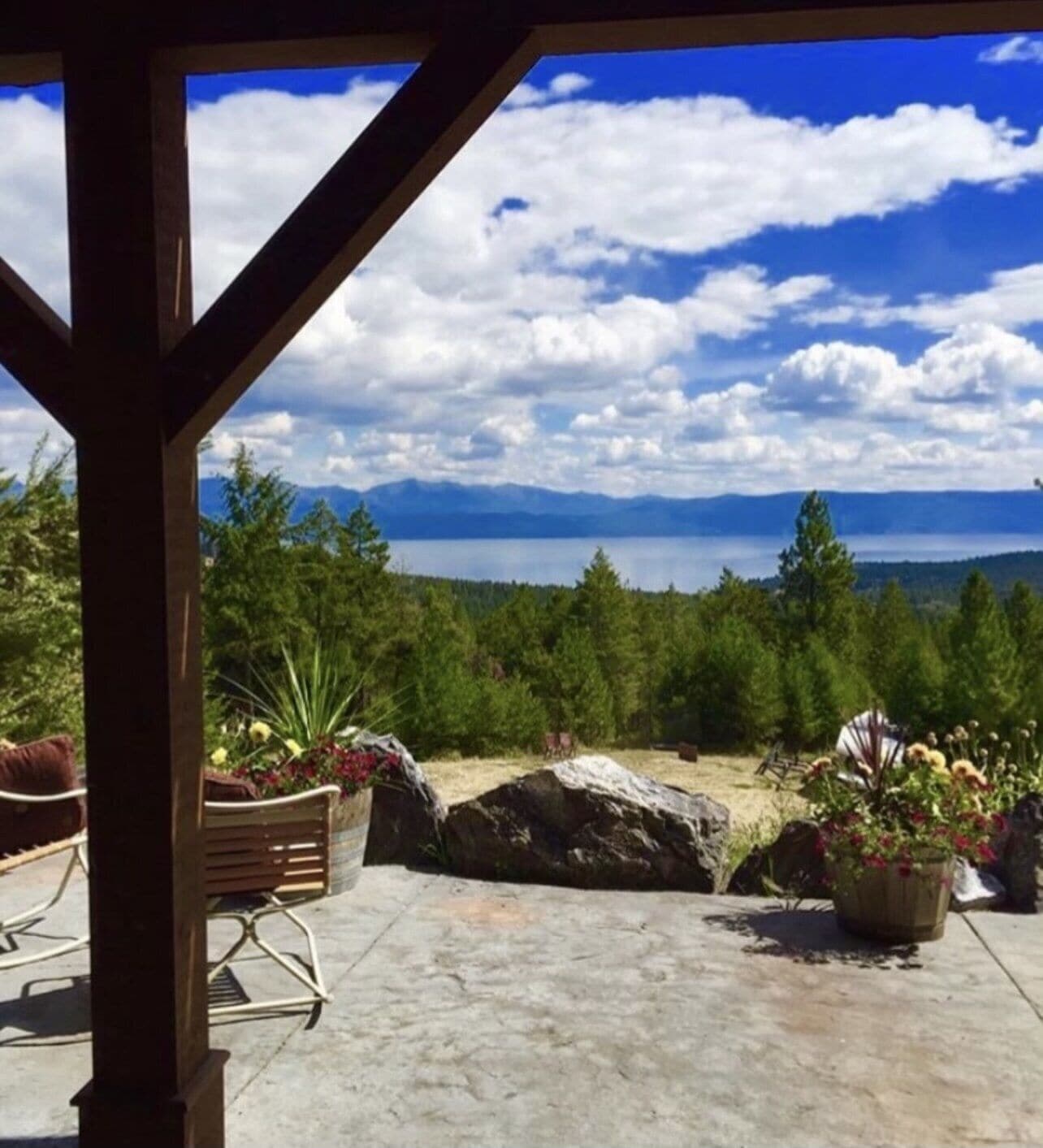 Luxury King Bed Lodge Fireplace Hot Tub Chefs Kitchen Pool Table Off Flathead LK