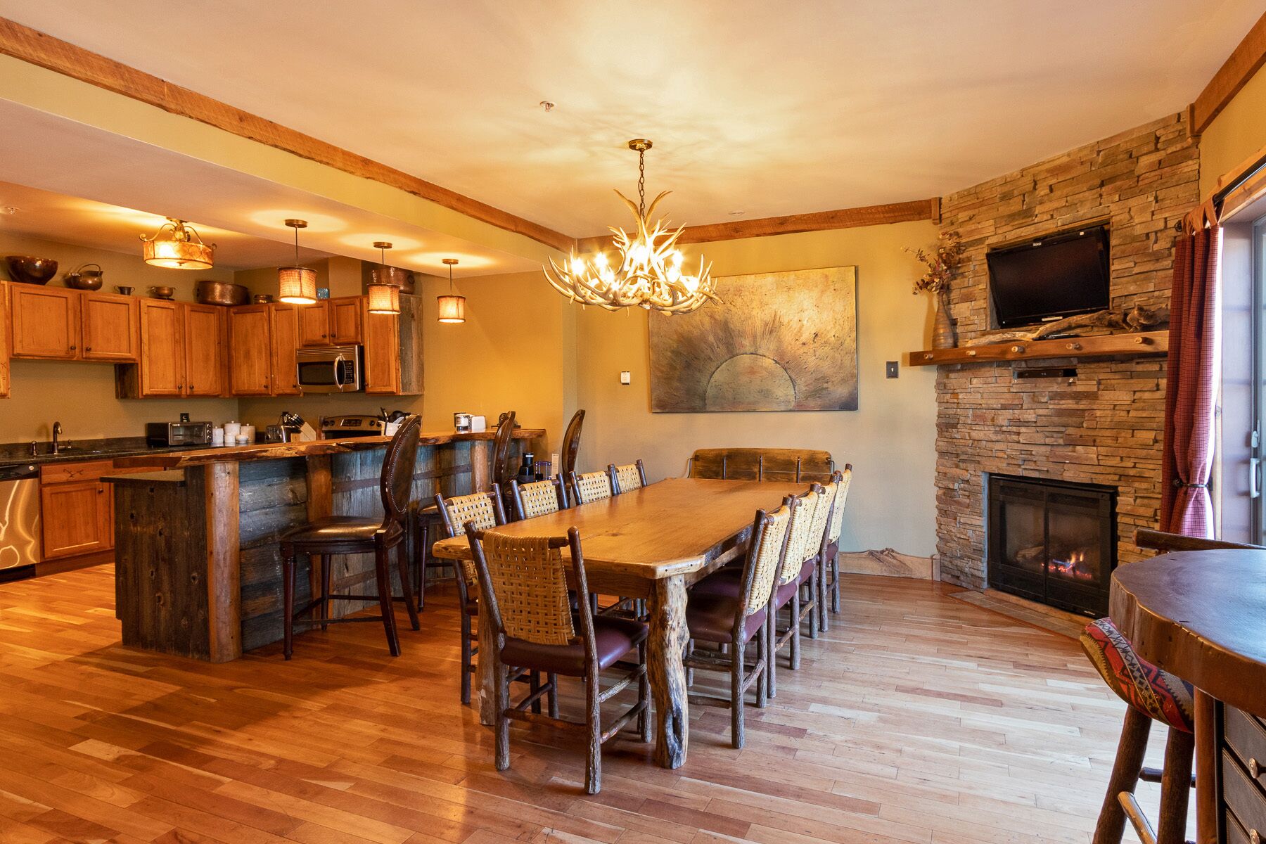 Ski on/Ski off, Convenient, Spacious & Extra Clean, Perfect for Large Families