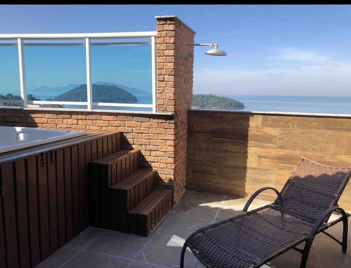 Beautiful Penthouse Porto Real Suites