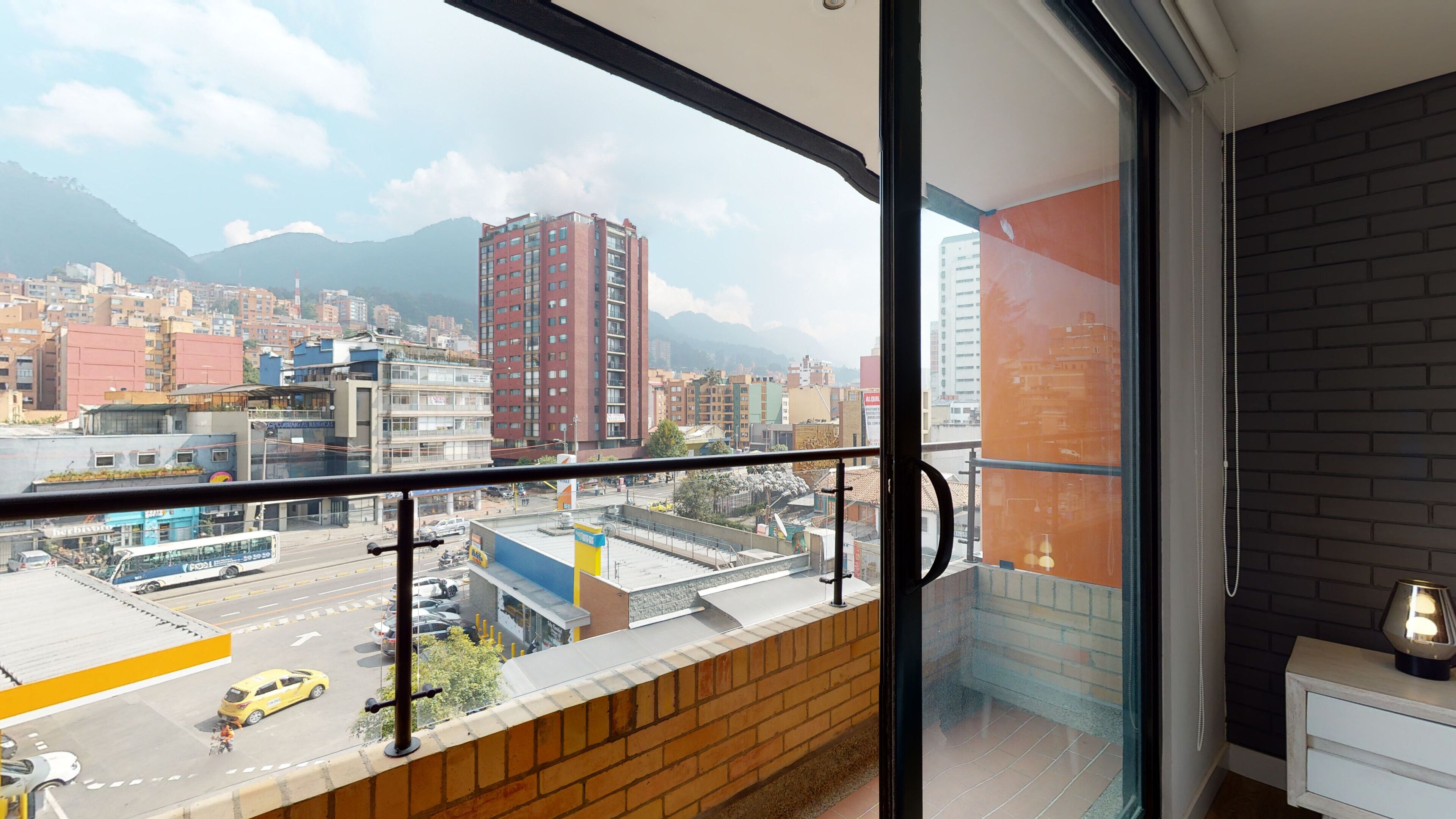 LOFT WITH EXCELLENT VIEW IN CHAPINERO!