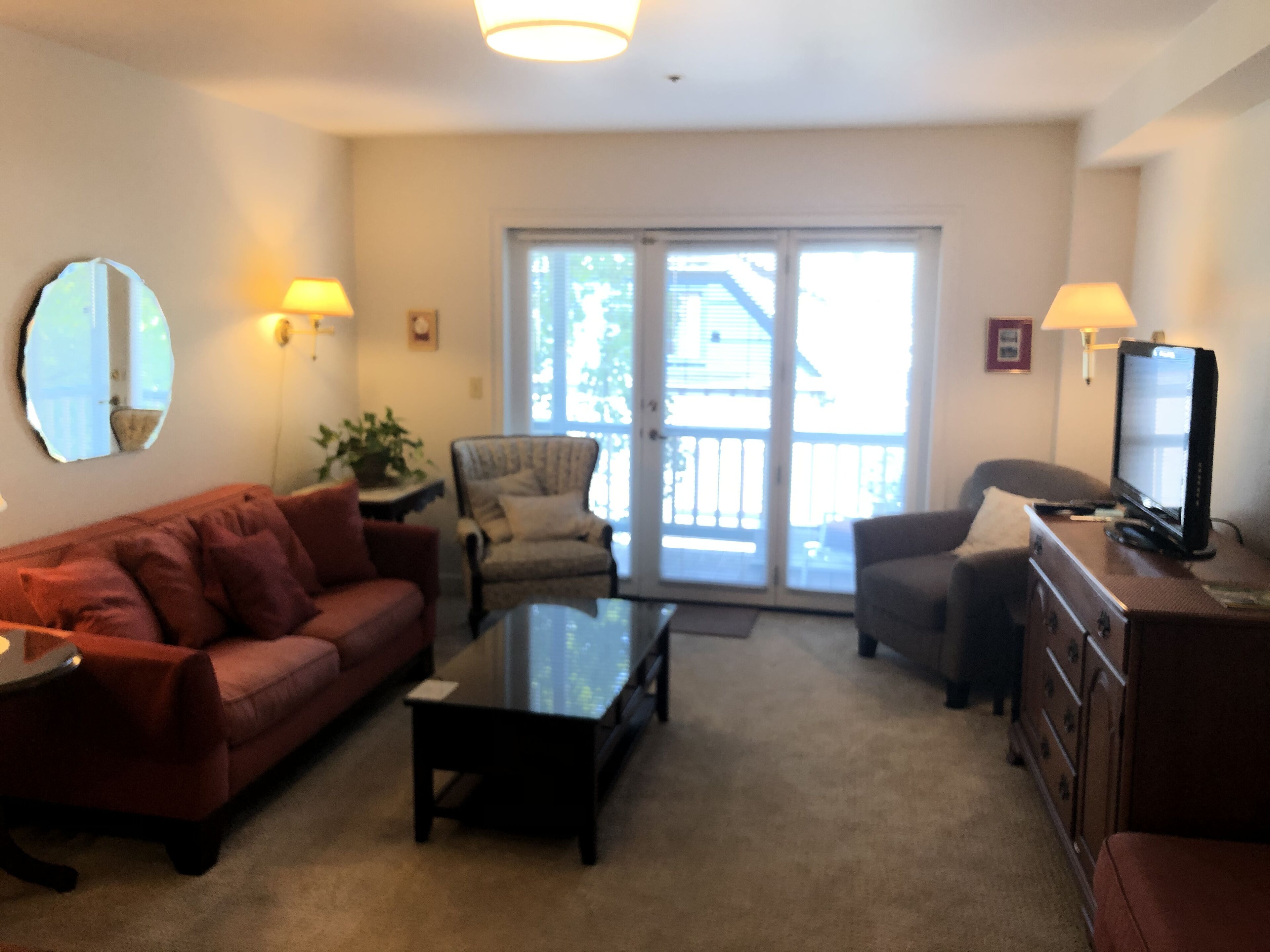 Exceptional, Spacious 2-BR 2-Bath in St Elmo