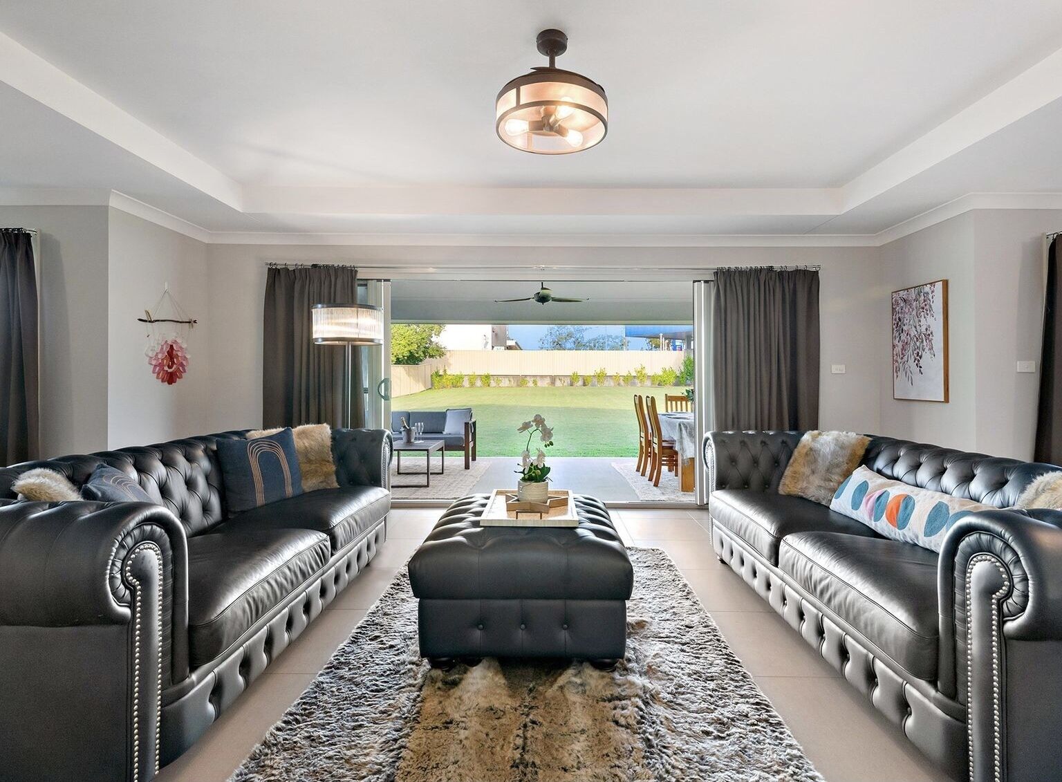 Wine Down Manor - Large and Stunning 5 Bedroom Home in the Hunter Valley