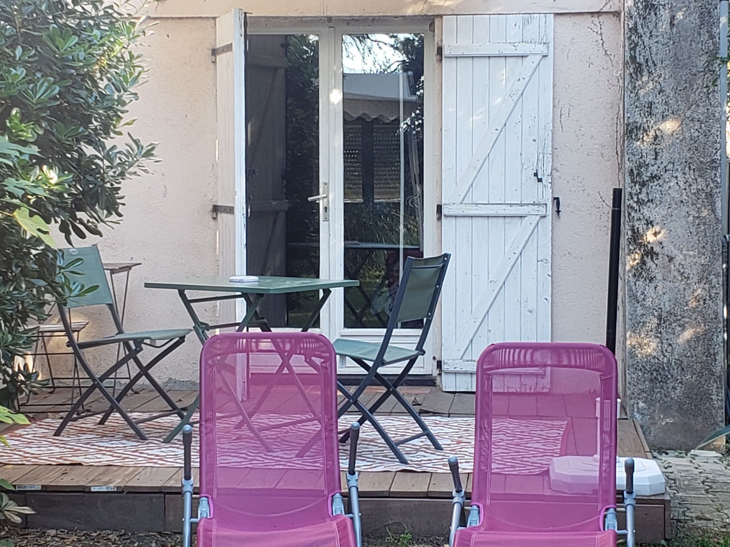Equipped studio, between Nimes and Uzes