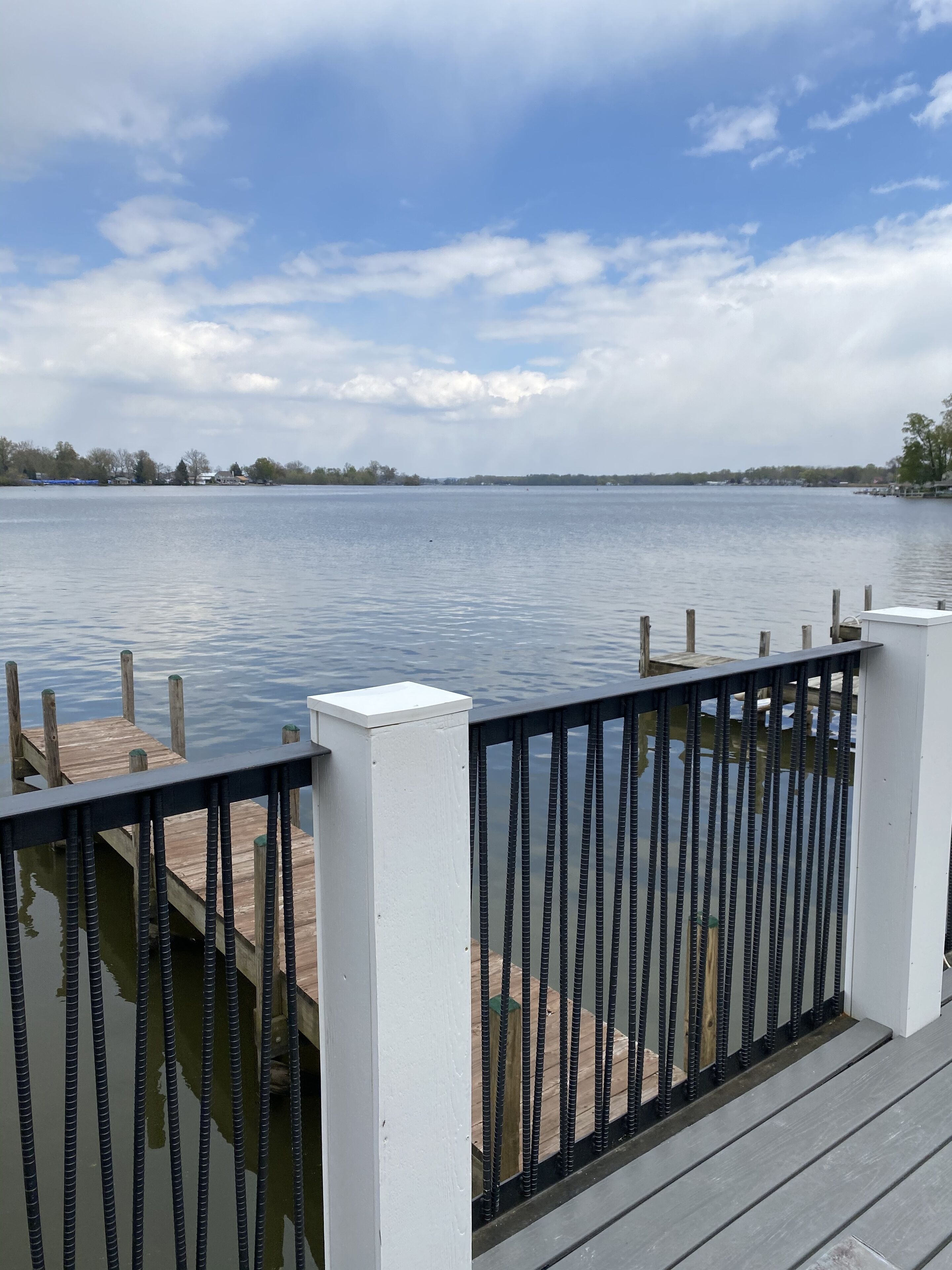 The "Inn" at Buckeye Lake - #1 On the Water!