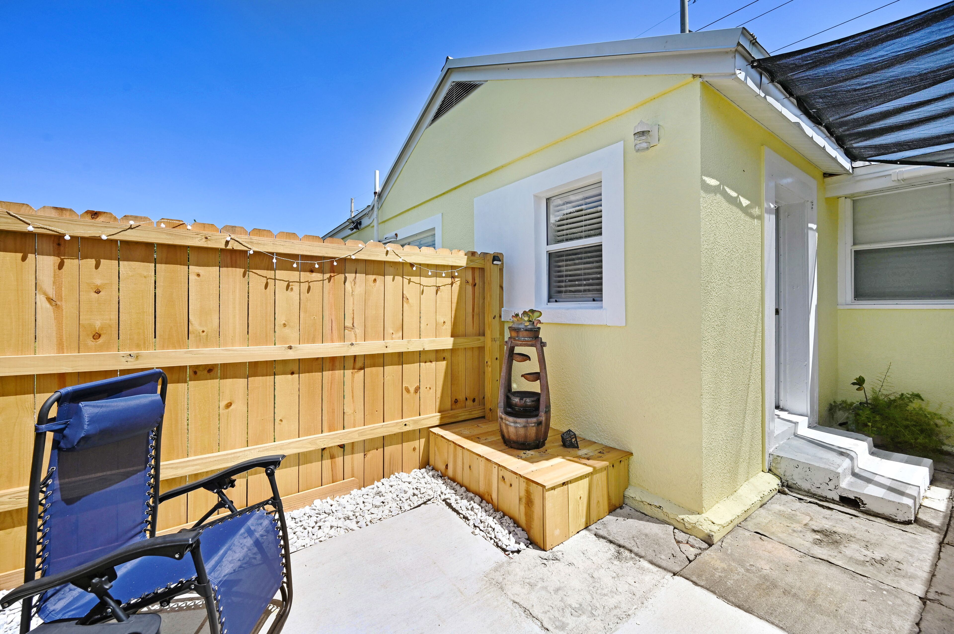Melby's Downtown Studio Charm