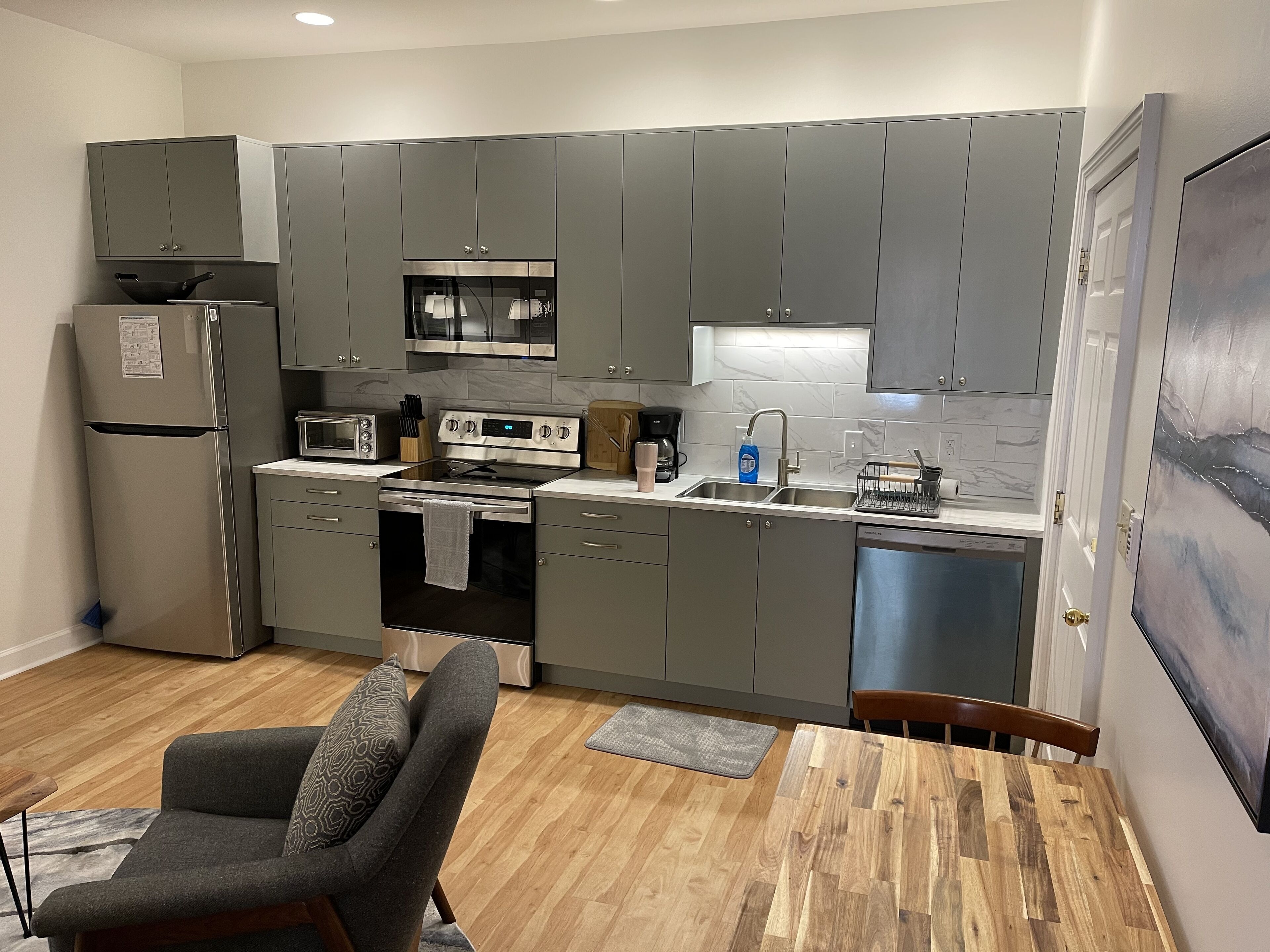 Newly renovated 2BR in downtown Staunton.  Apt B