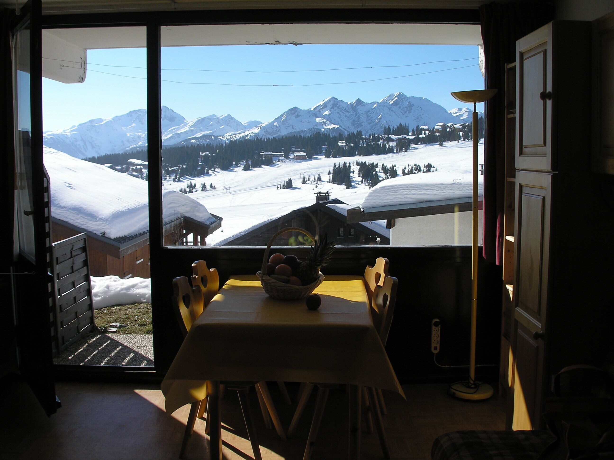Les Saisies - Spacious Savoyard studio - terrace facing south