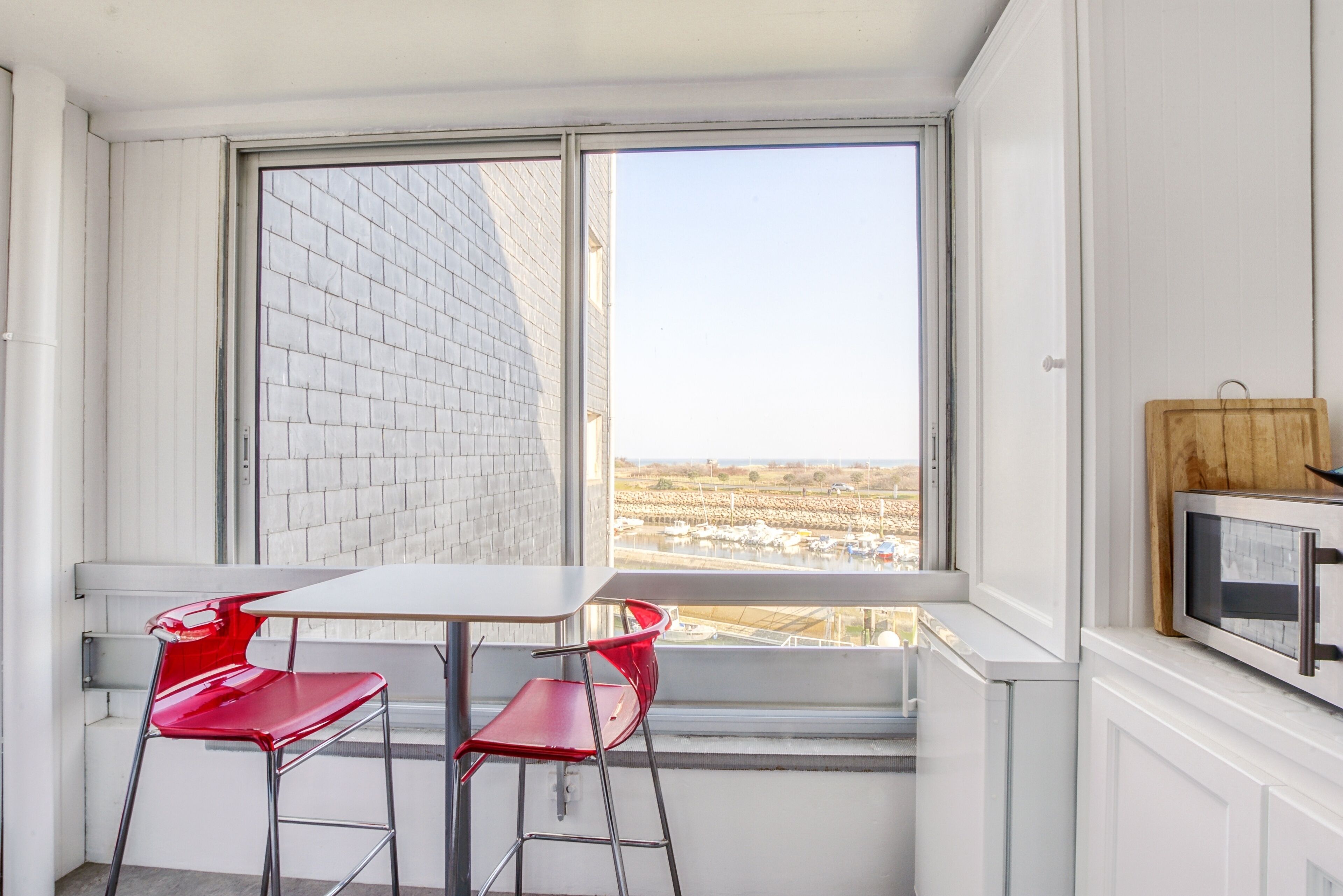 Capucine - vue sur les voiliers de Courseulles-sur-Mer