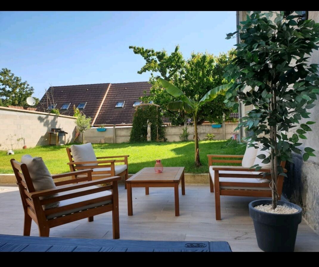 Superb apartment with garden