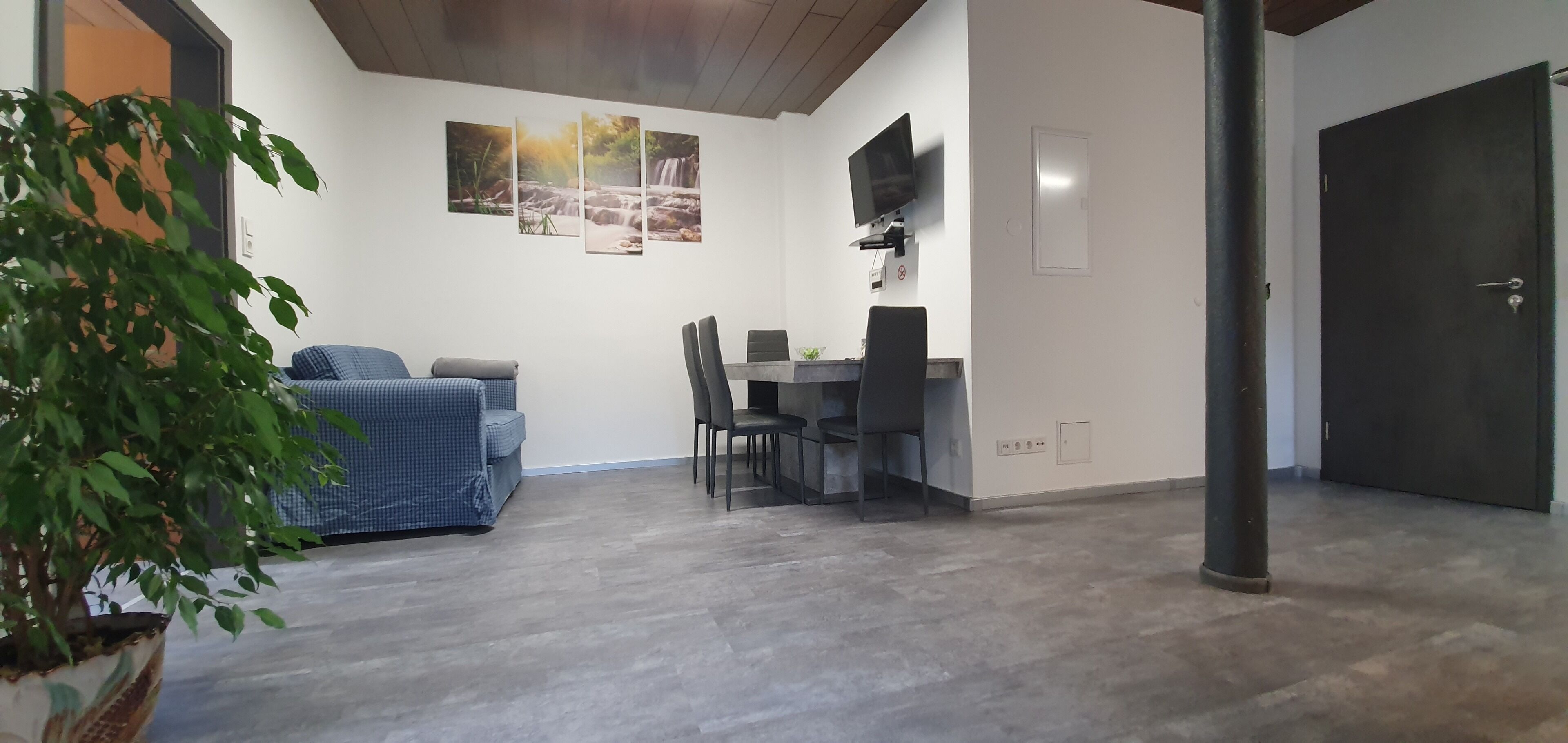 Apartment / fitter's room Nina