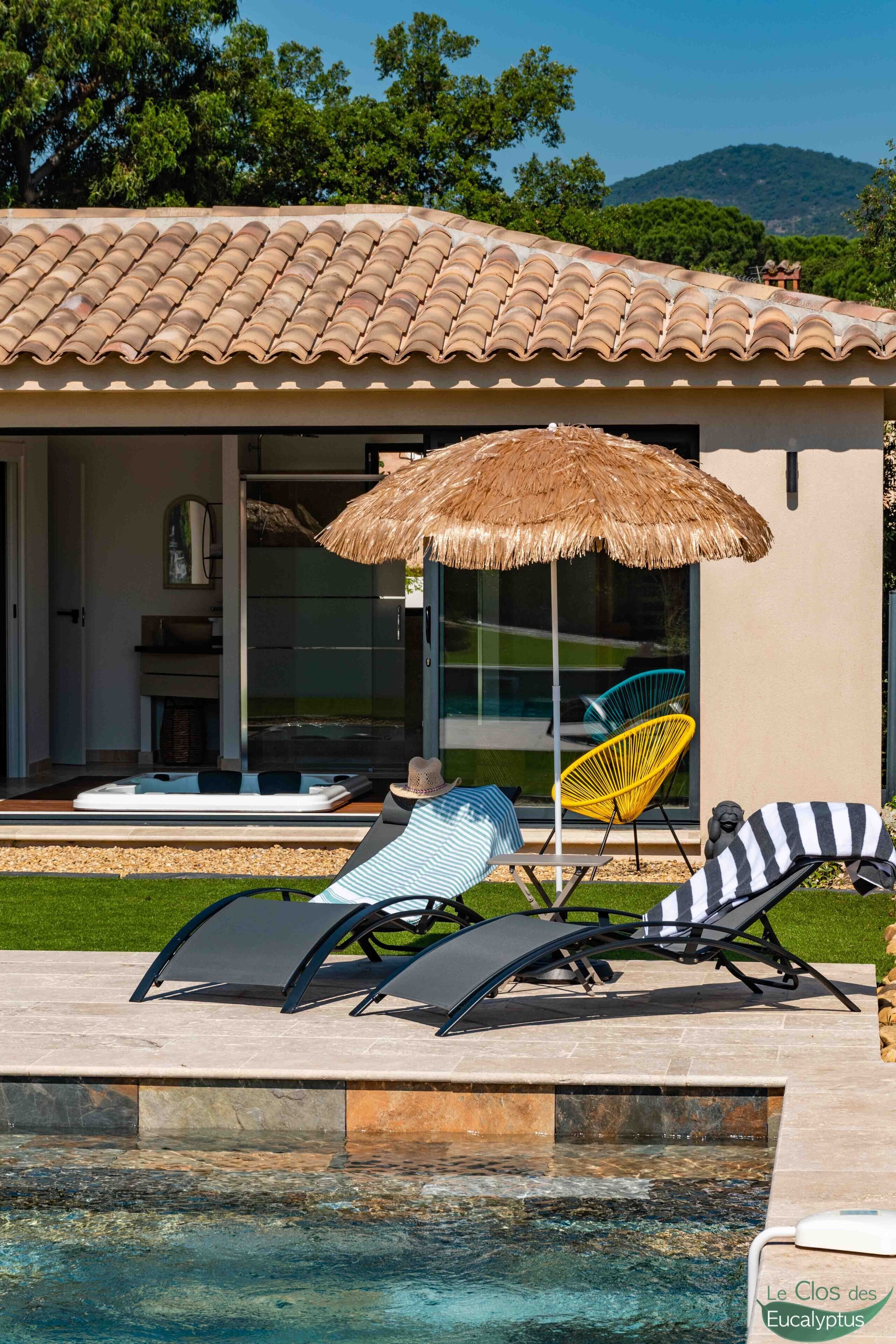 Appt Le Mimosa with private terrace on the ground floor, close to the village.