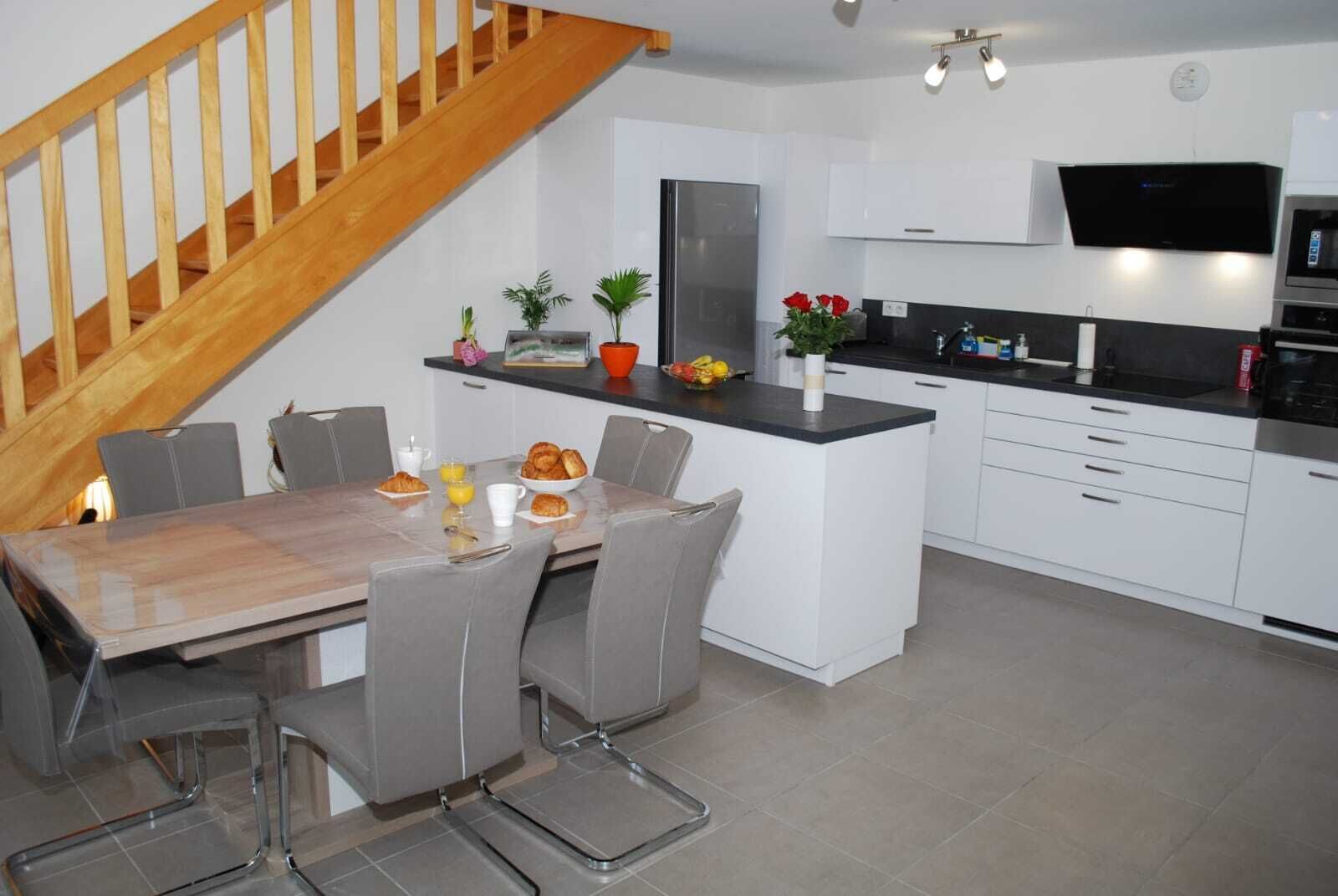 Appartement T3 Avec Terrasse et Accès Direct à la Plage