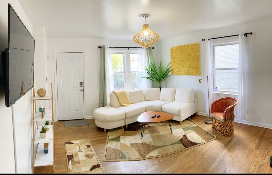 Entire Suite Free Off Street Parking 