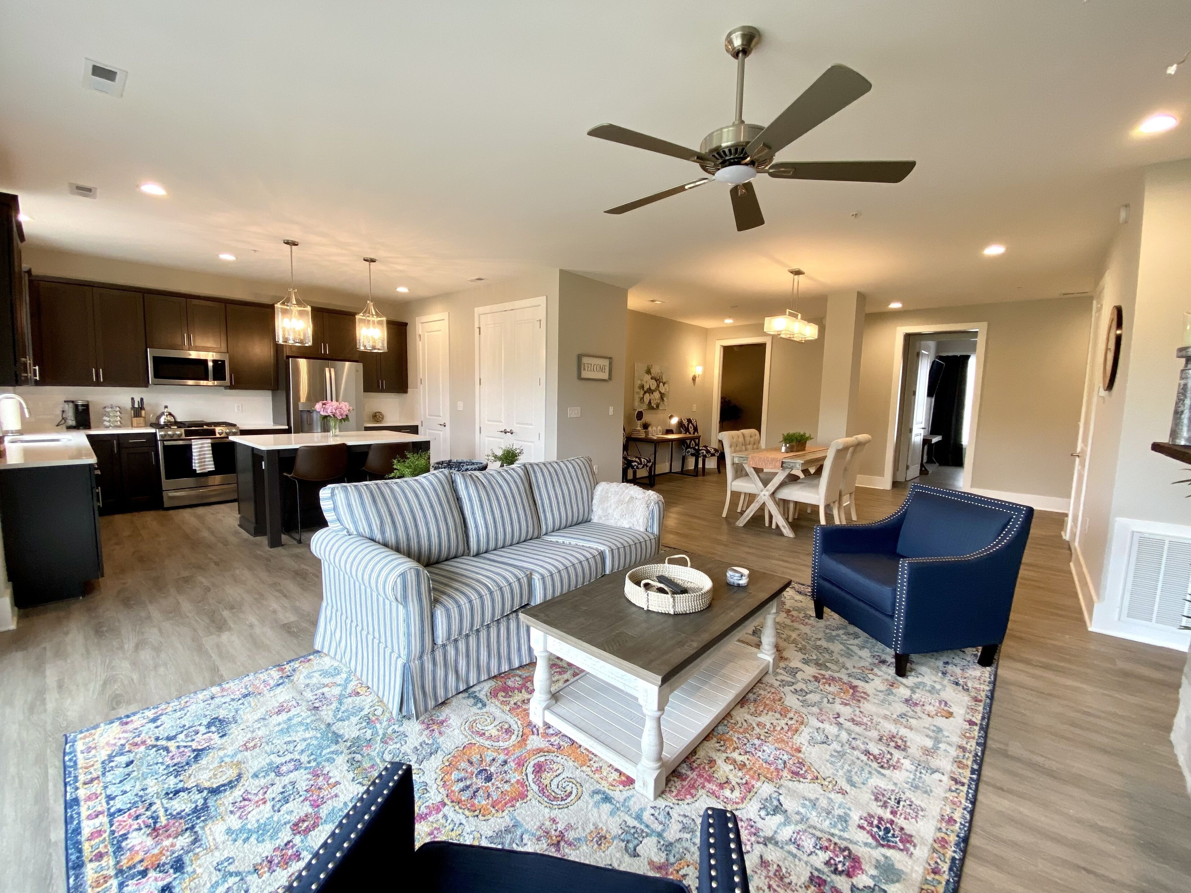 Luxury condo in DT Lynchburg - 8 minutes to LU!