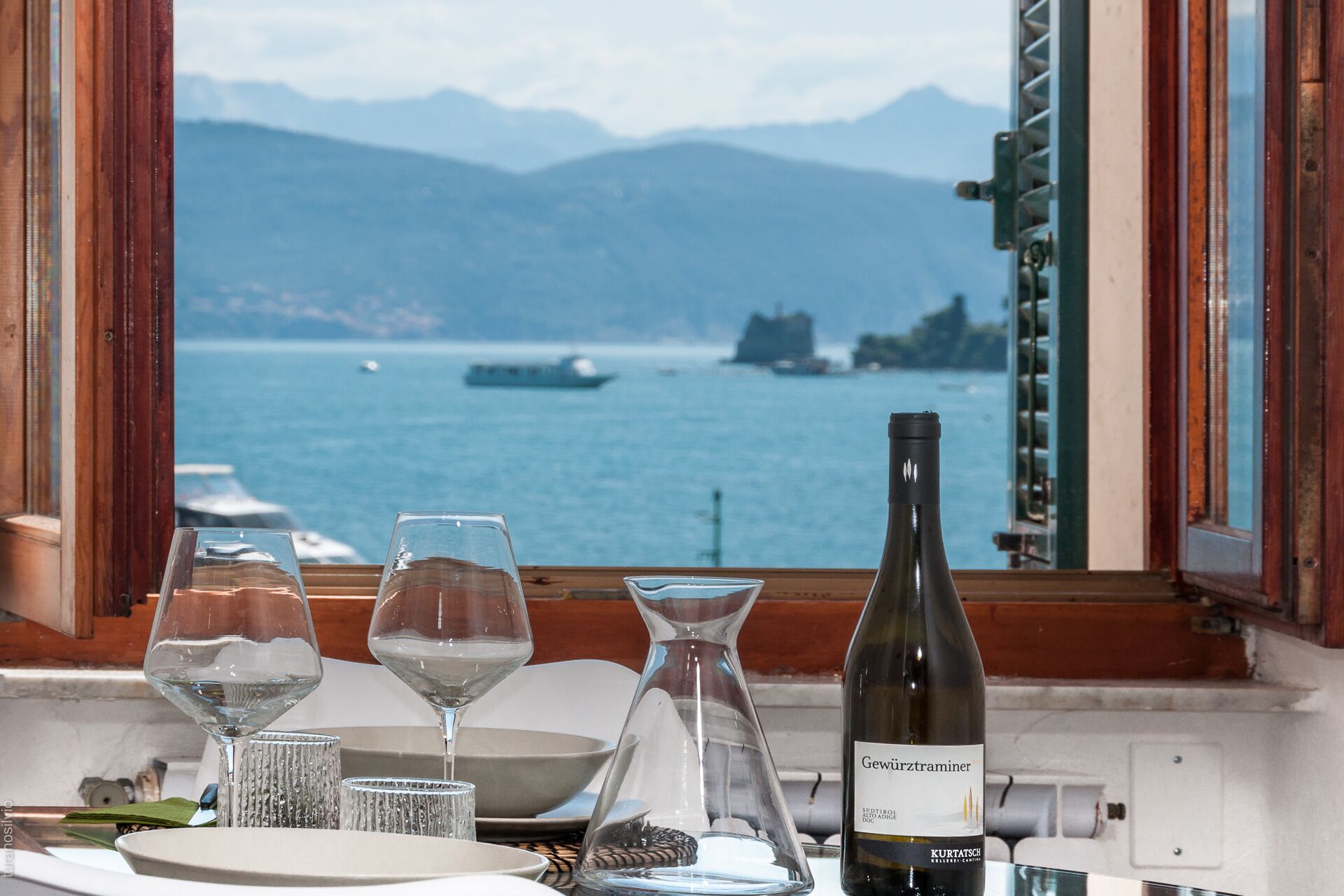 Sea View Apartment Portovenere on the sea