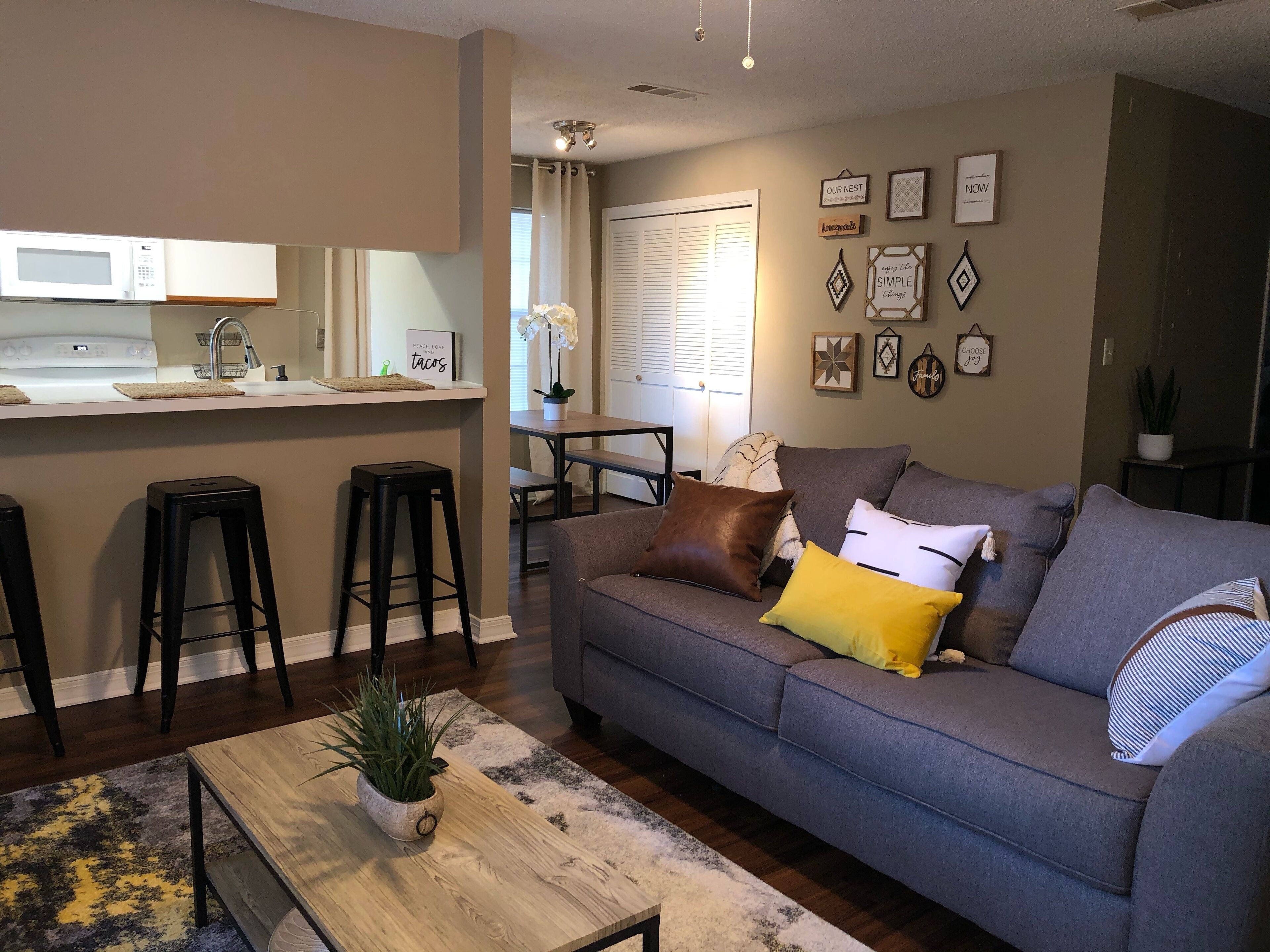 The Urban Bungalow Just Steps from Biloxi Beach