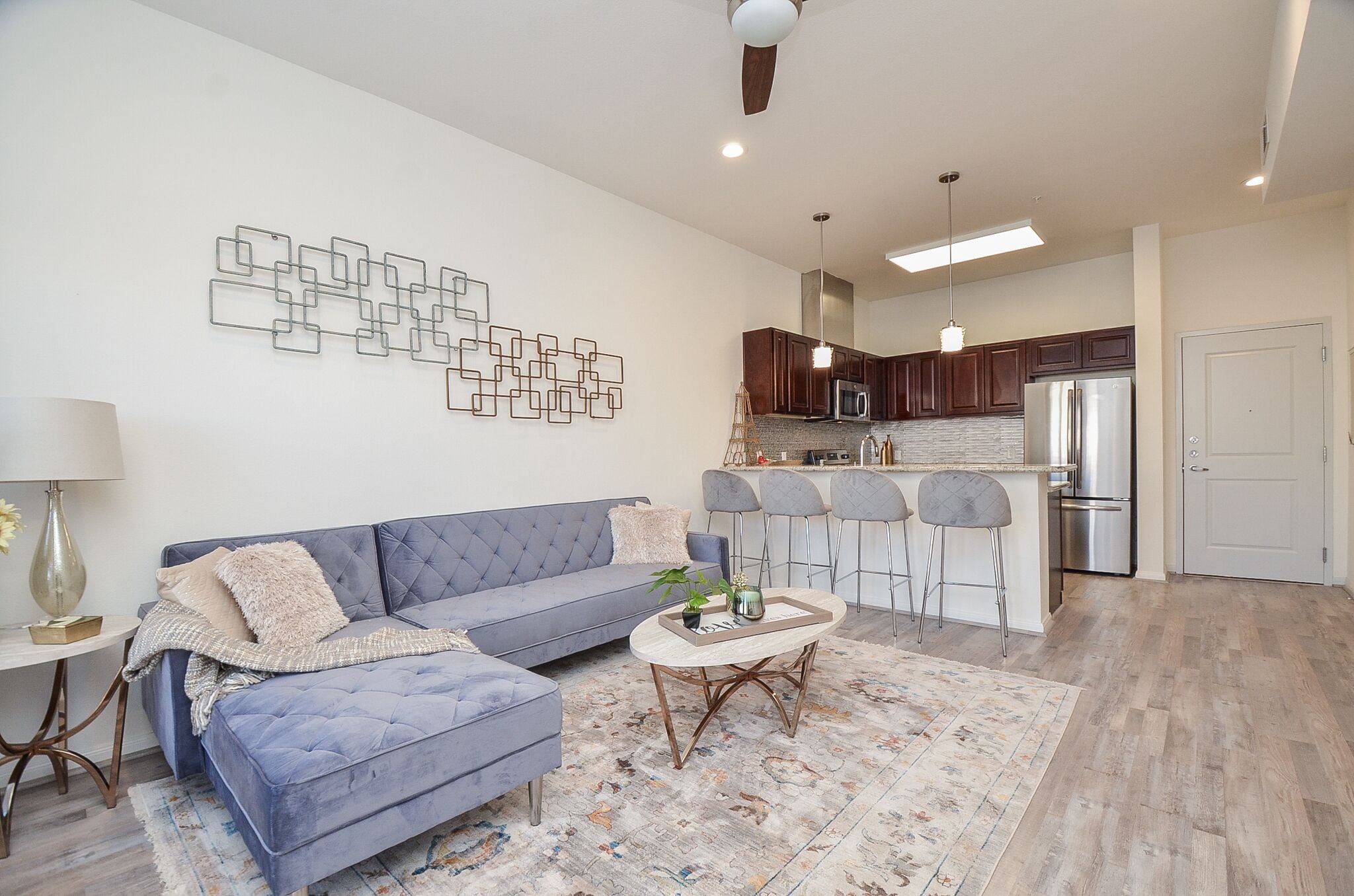 1D | Gated Complex | Daily Needs in Walking Distance 