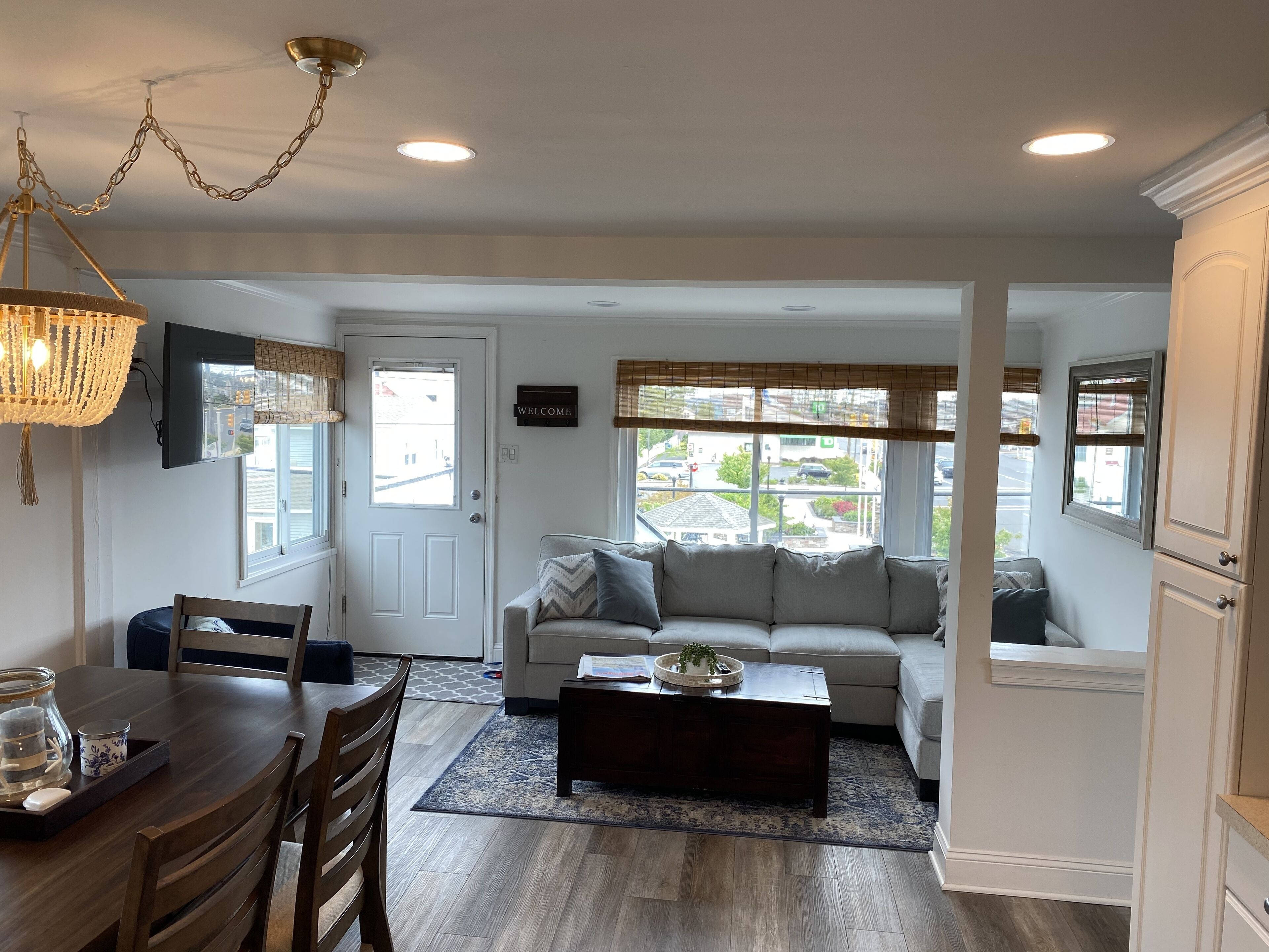 Comfortable 2 Bedroom 2 Bath Apartment