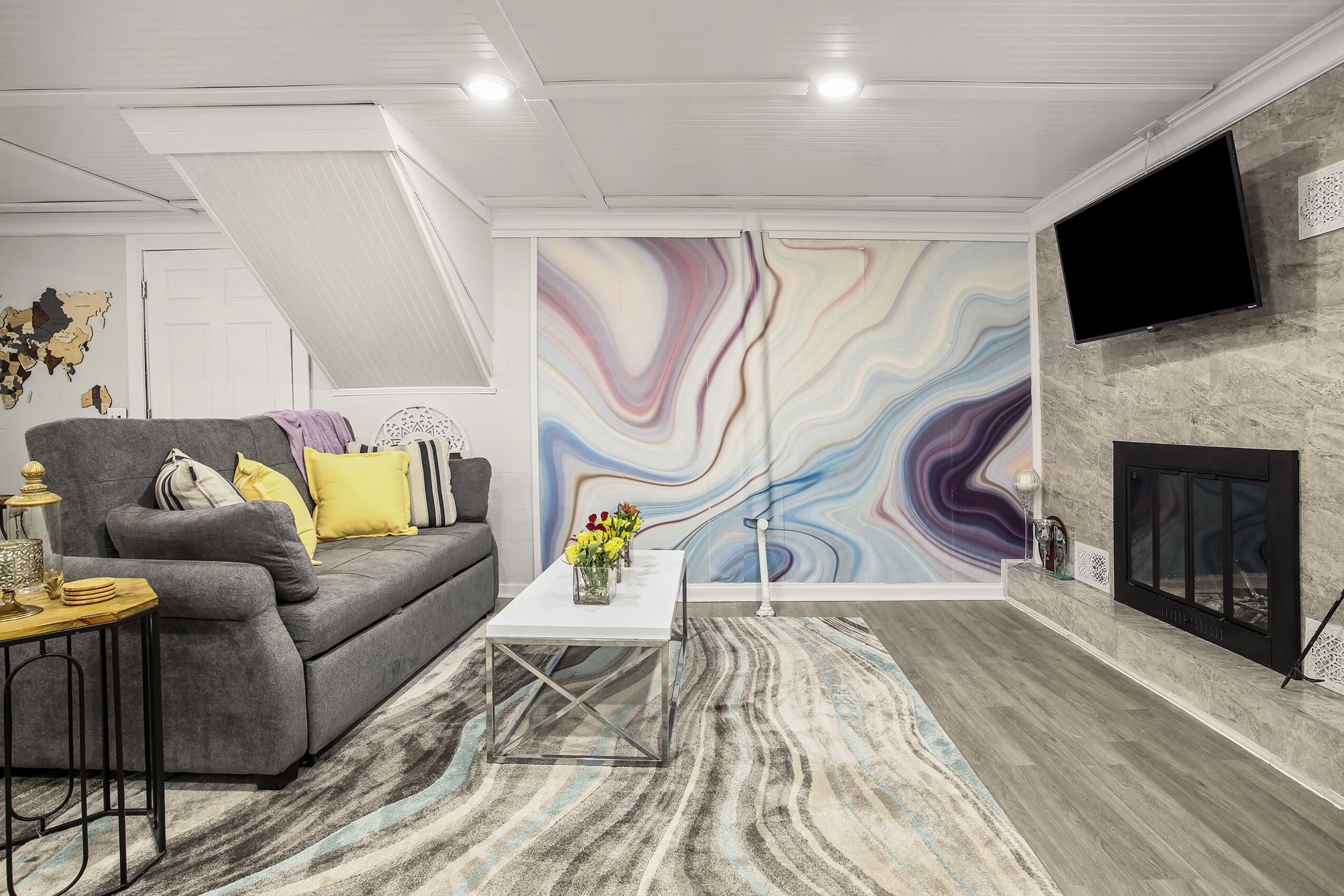 Stylish DU Apt. - Business Traveler - Sleeps 4
