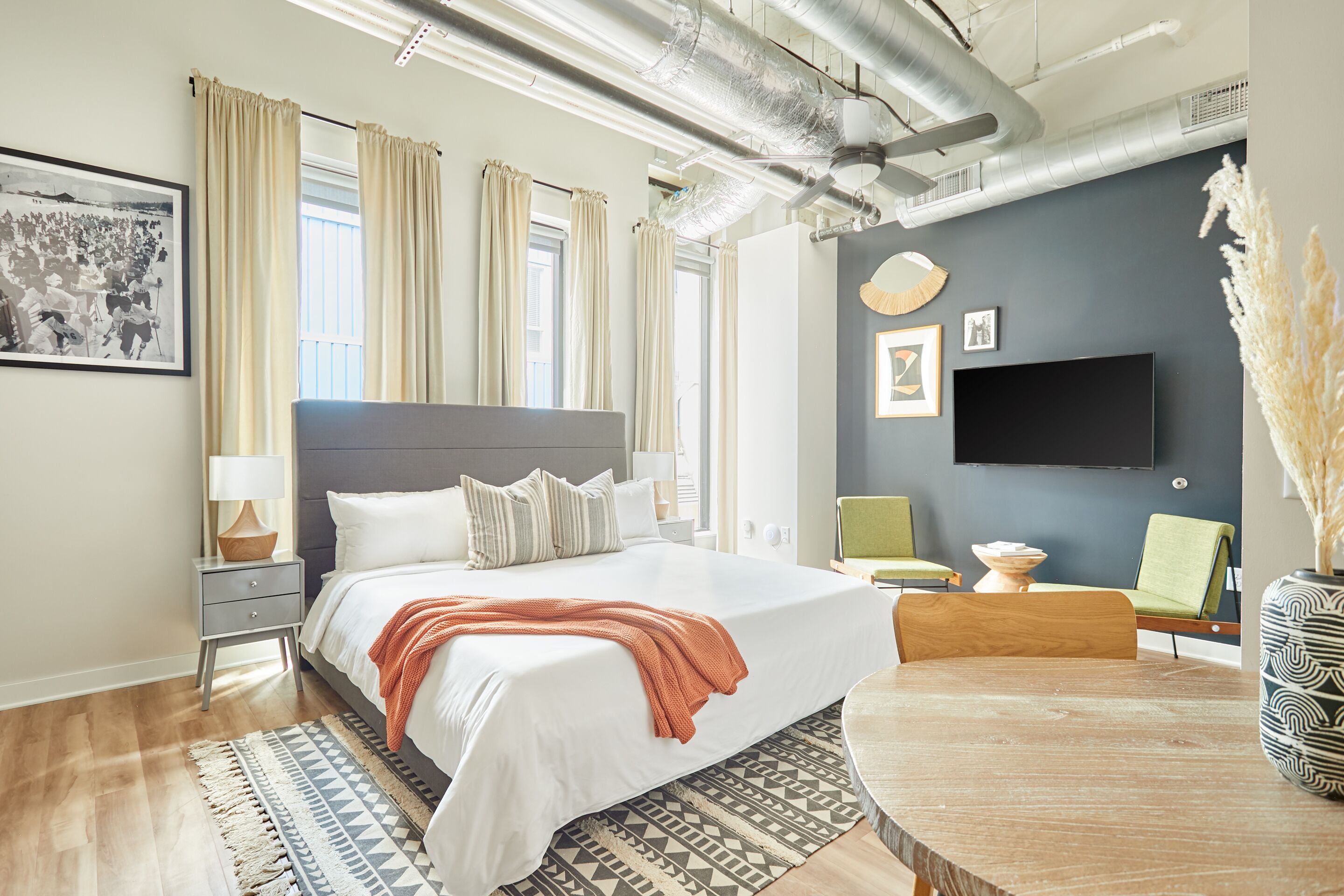 Sonder at REVEL | Sonder at REVEL | Studio Apartment