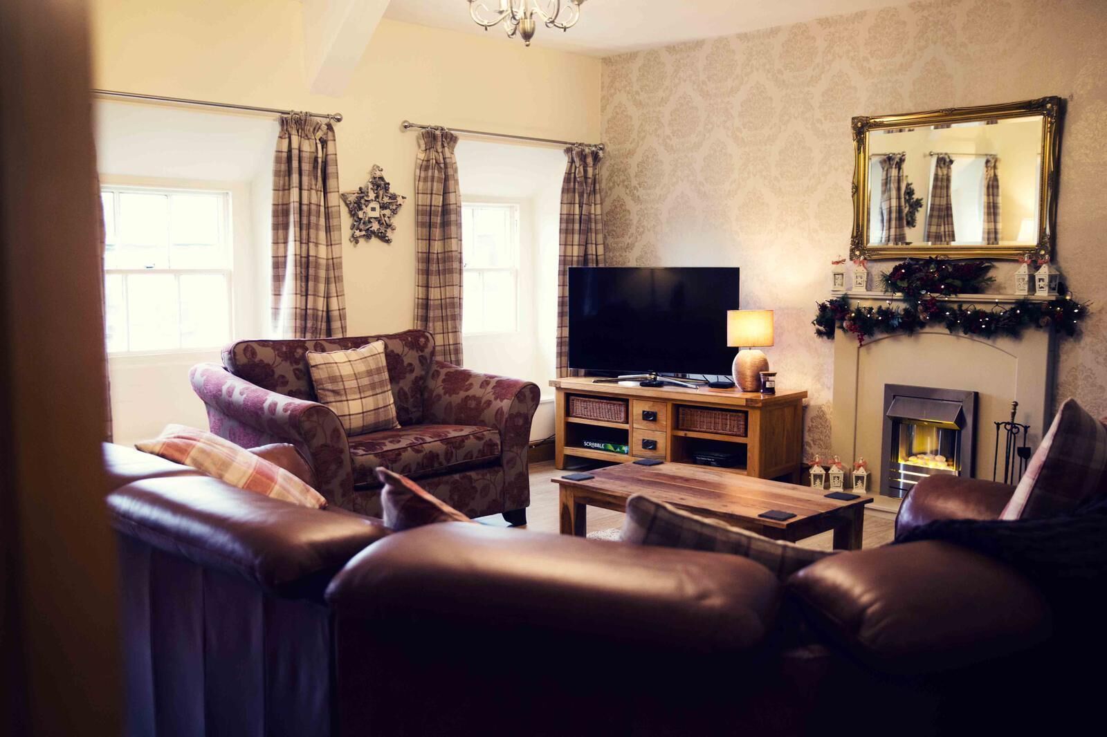 Spacious Town Centre Apartment