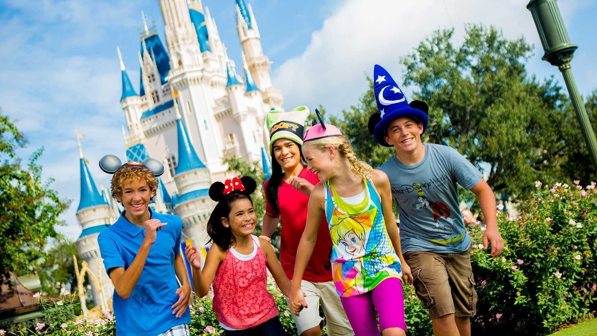 Great Fun! Full amenity resort 2BDR/2BA (6) near Orlando action. From $179.