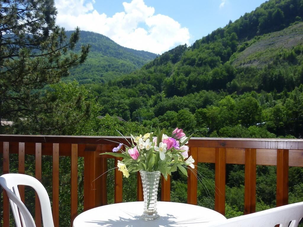 Studio-Classic-Ensuite with Bath-Terrace-Vue Montagne