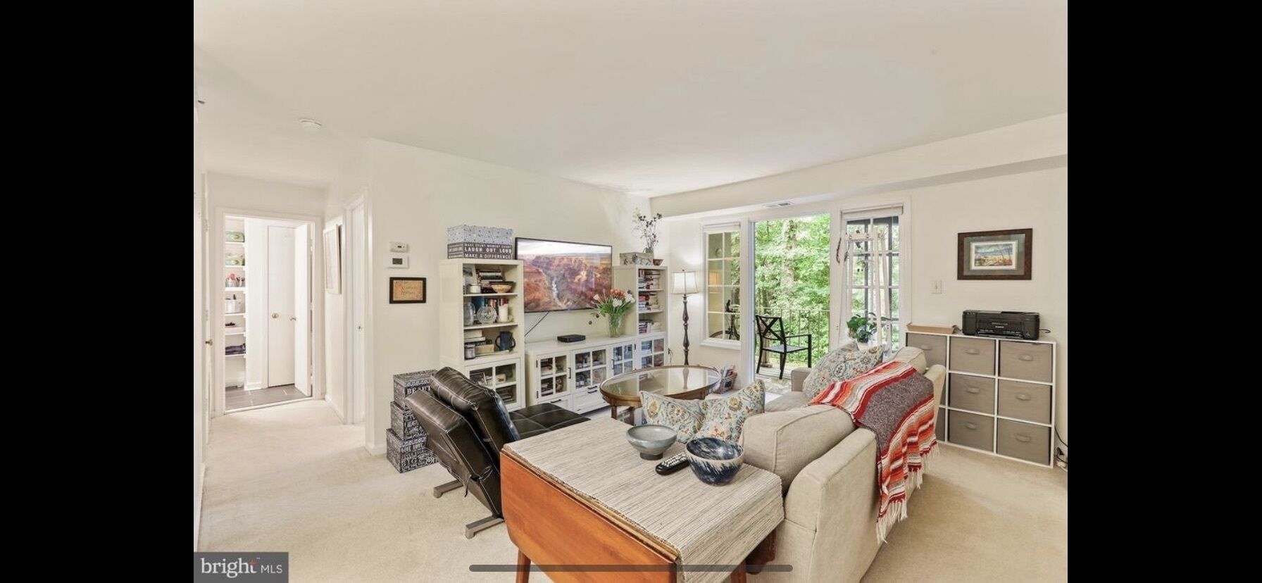Quiet, Remodeled 1BR/1BA Condo in Annandale, VA w/pool near DC