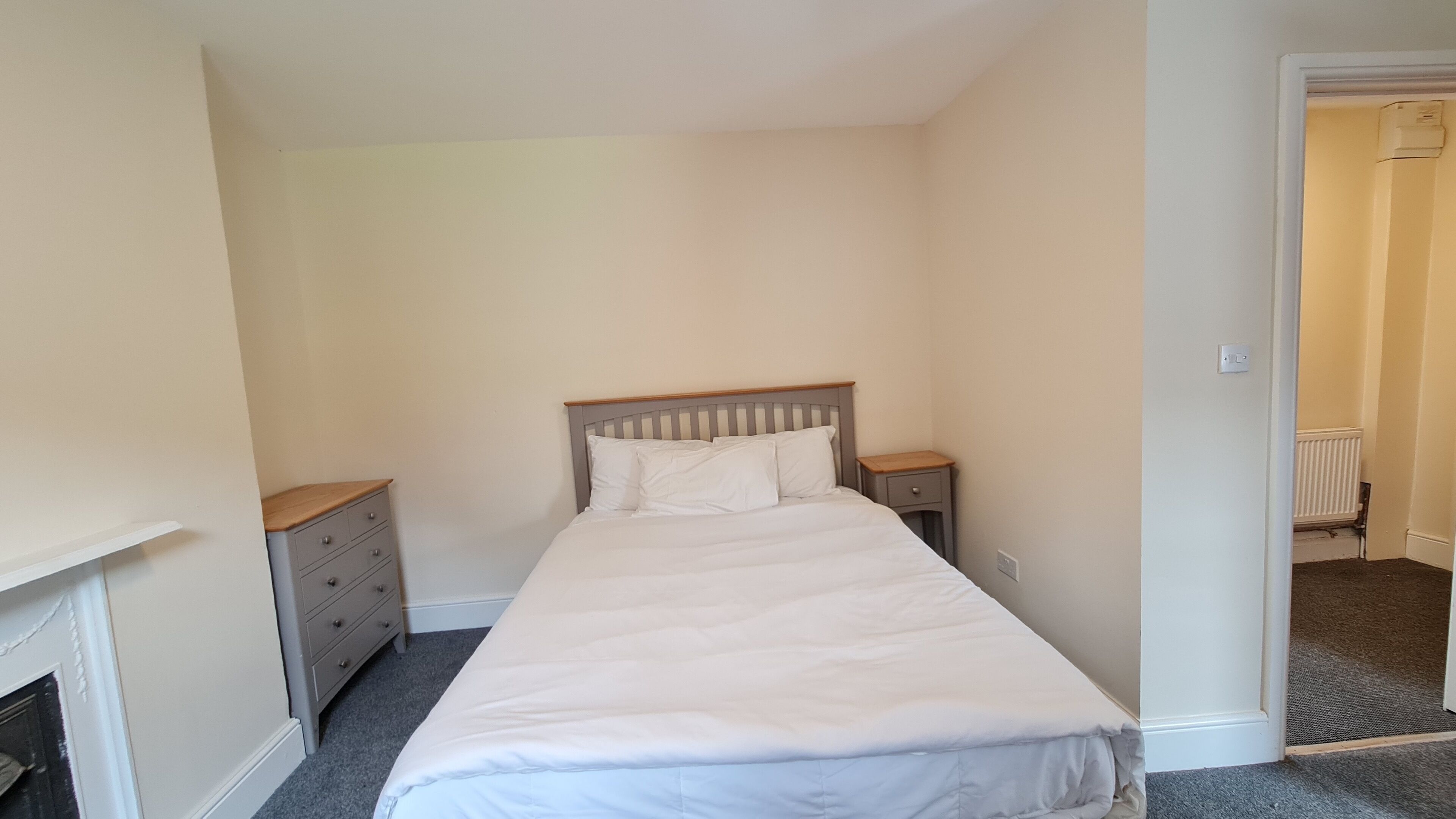 comfort studio apartment with private bathroom