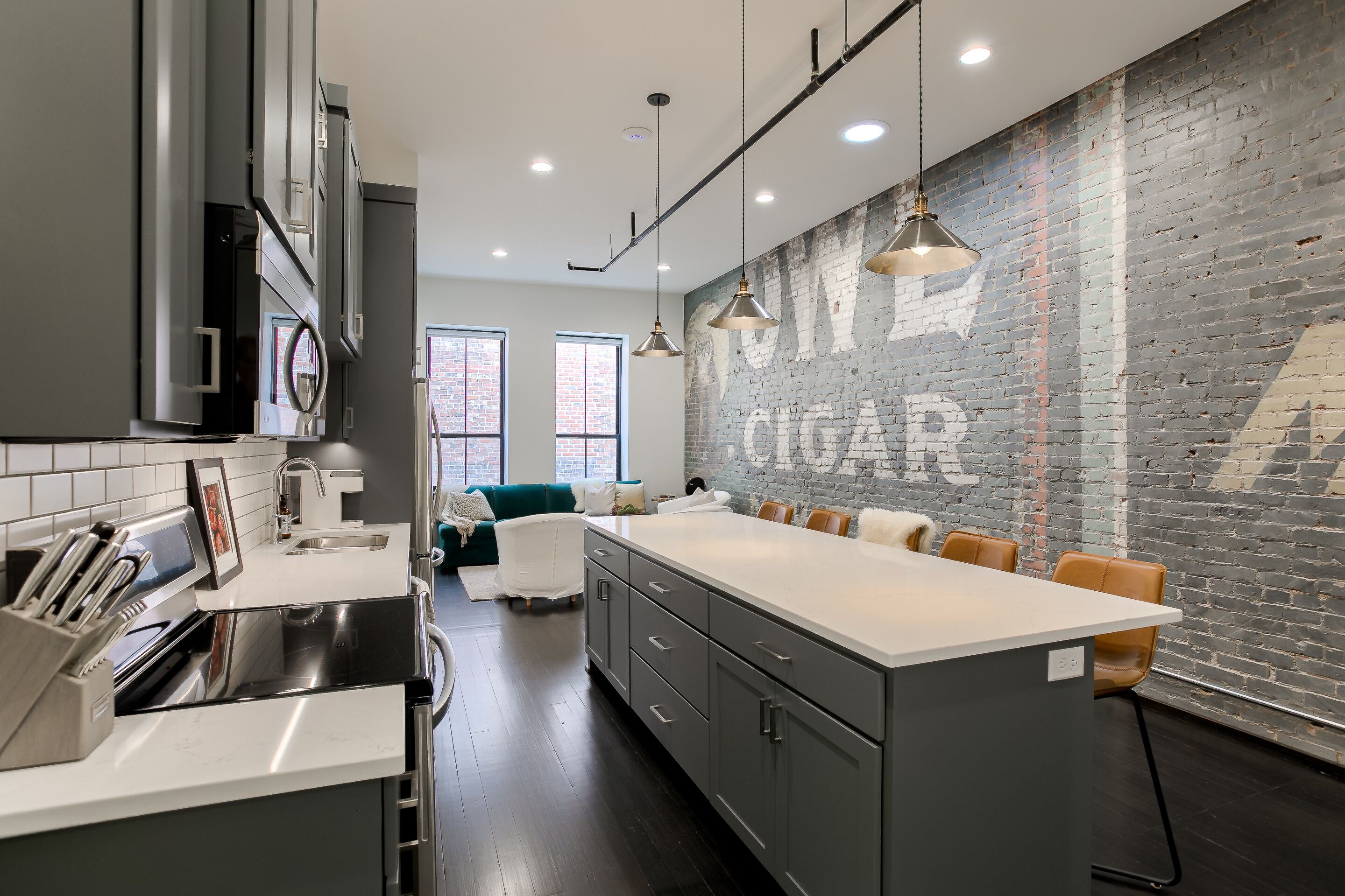 Luxury Lofts, near UNL, Arena, Stadium, prime location #203 